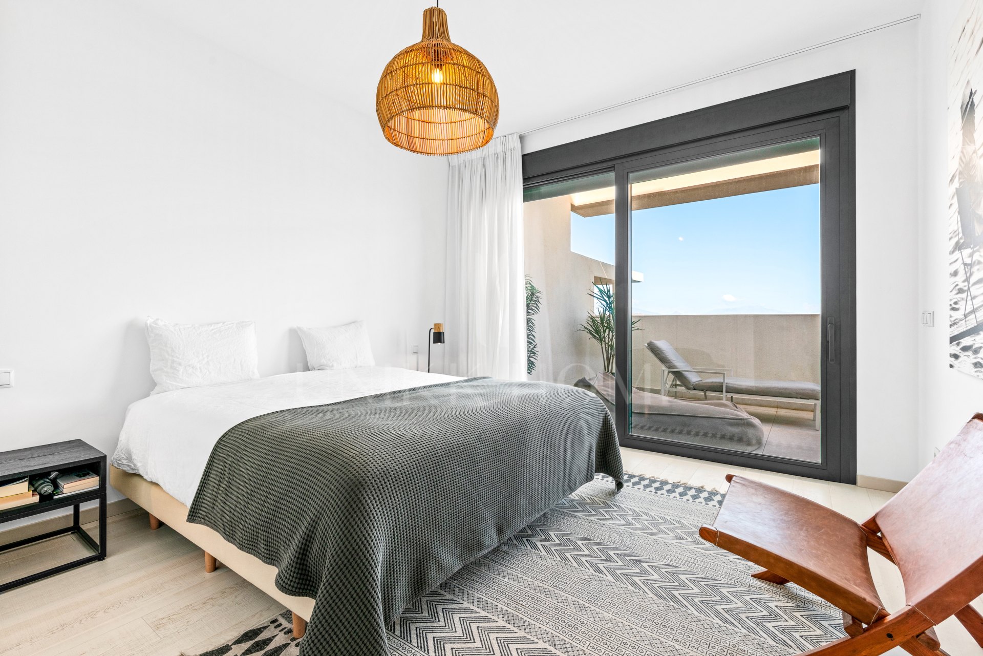 2-Bed Apartment with breathtaking views – Finca Cortesin, Costa del Sol