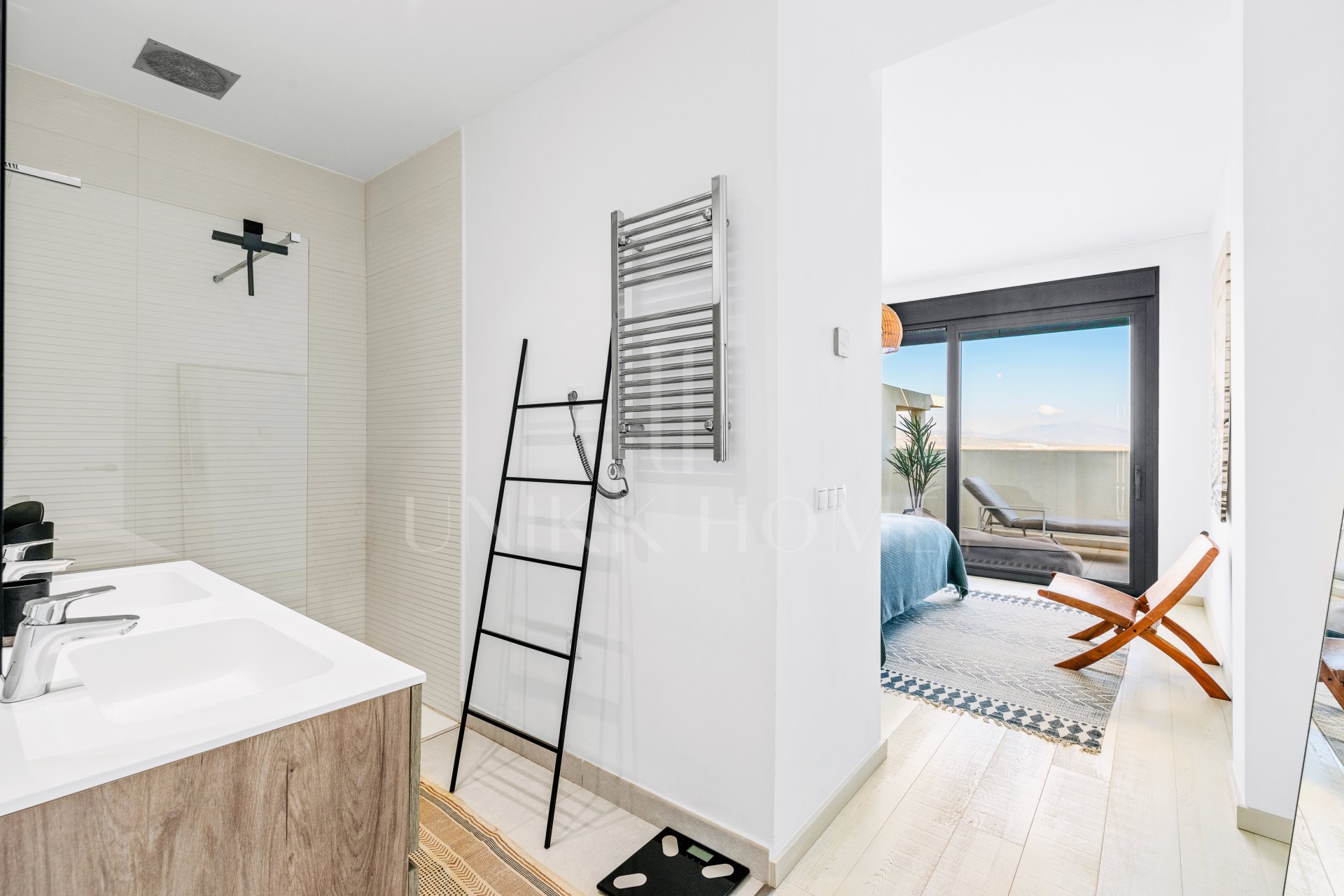 2-Bed Apartment with breathtaking views – Finca Cortesin, Costa del Sol