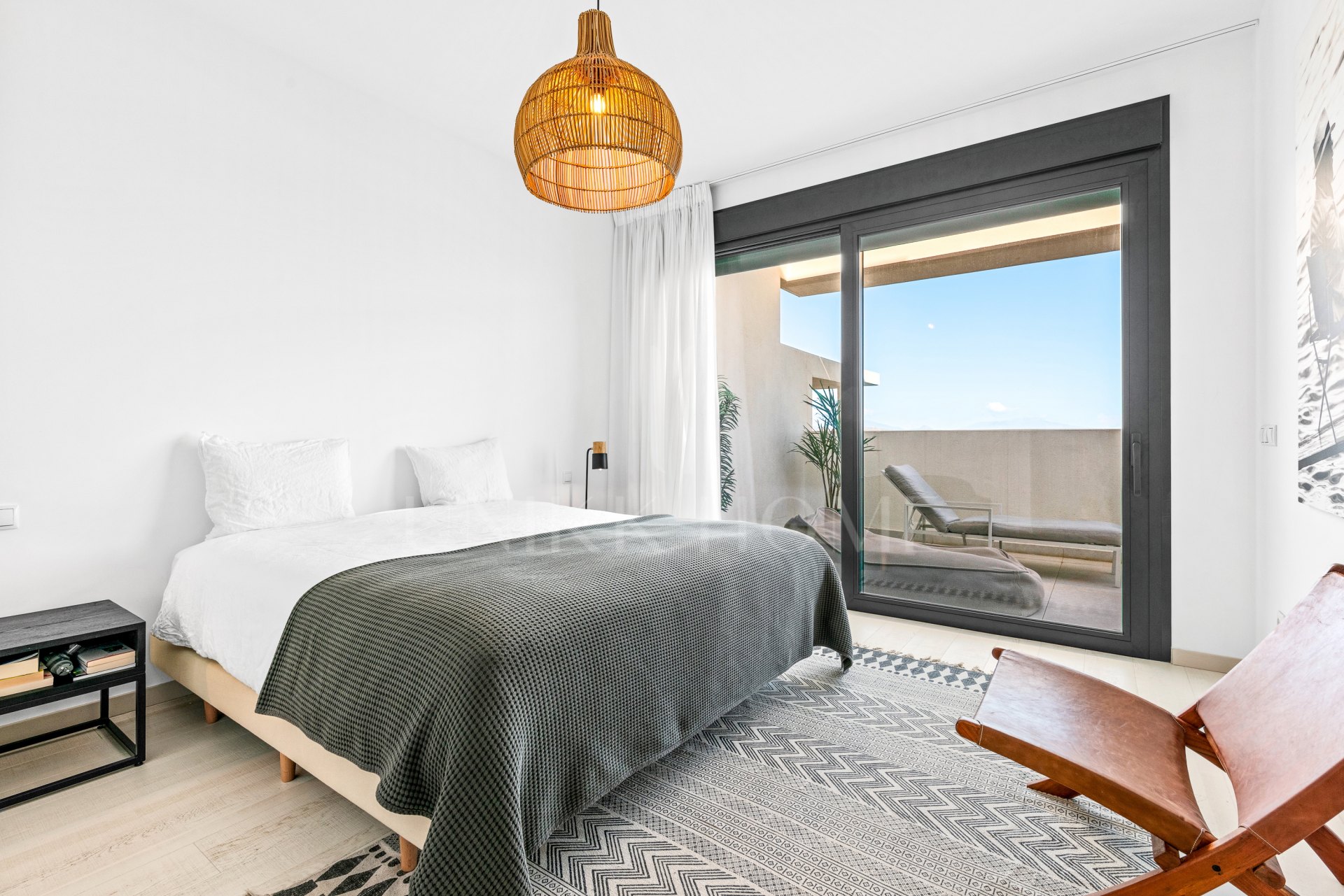 2-Bed Apartment with breathtaking views – Finca Cortesin, Costa del Sol