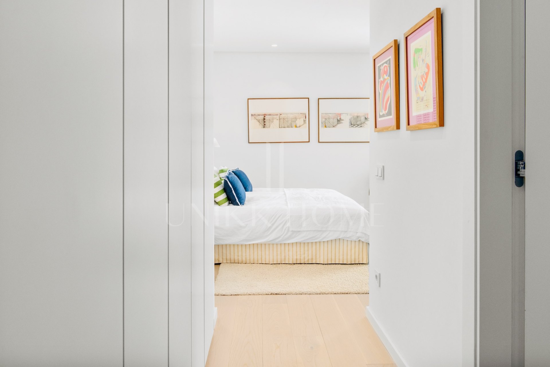 Exceptional 3-Bed Duplex with Private Garden and Panoramic Views