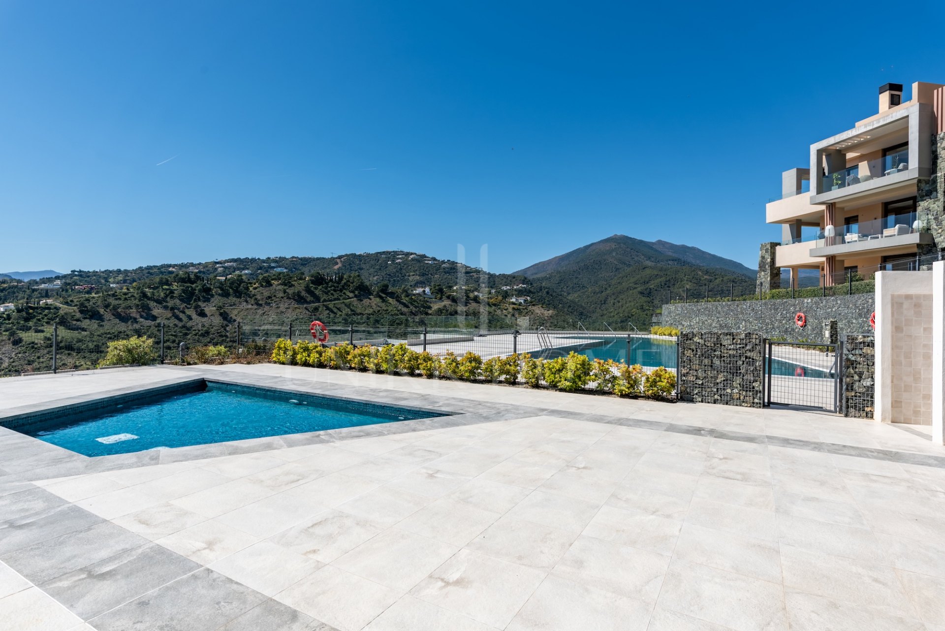 Ground Floor Apartment for sale in Real de La Quinta, Benahavis