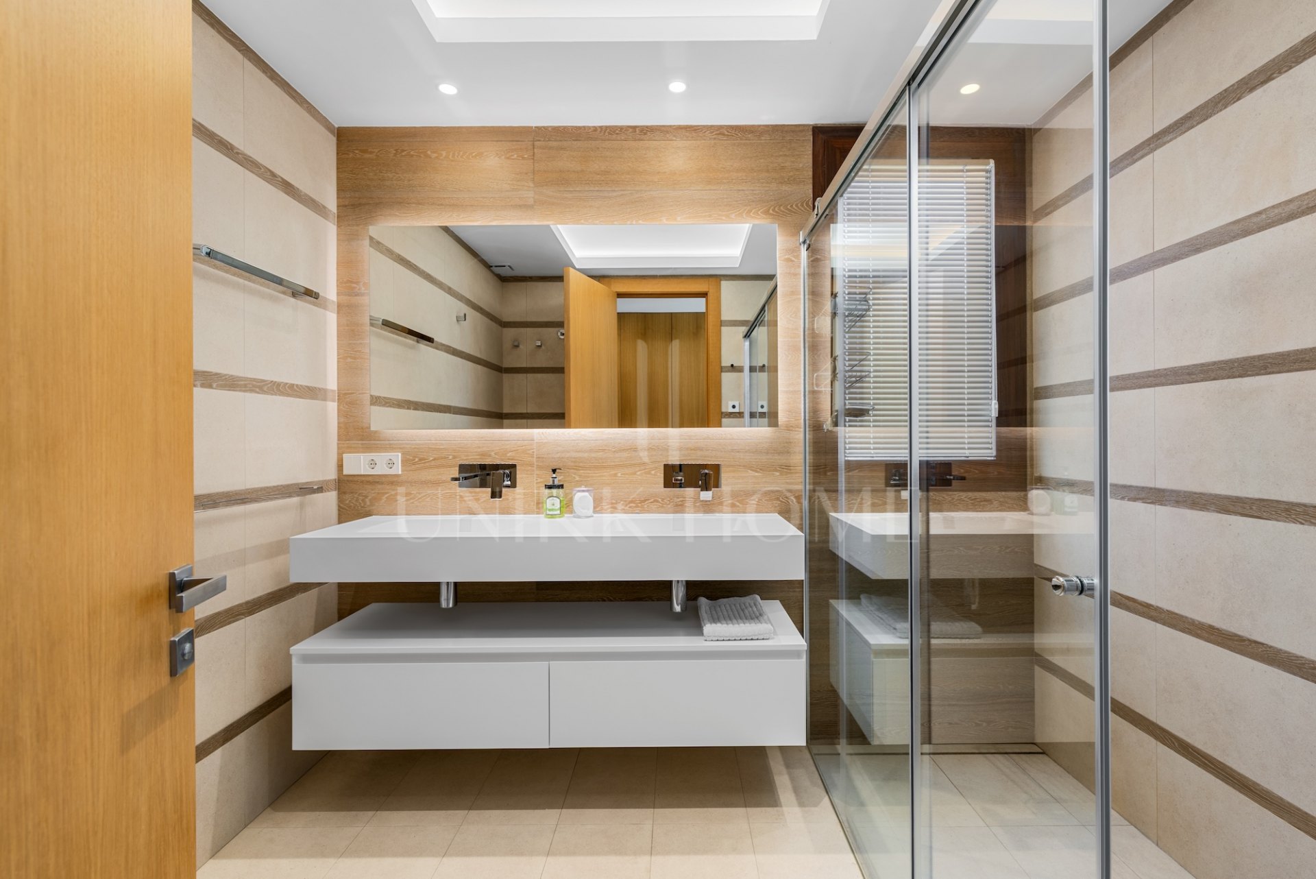 Ground Floor Apartment for sale in Real de La Quinta, Benahavis