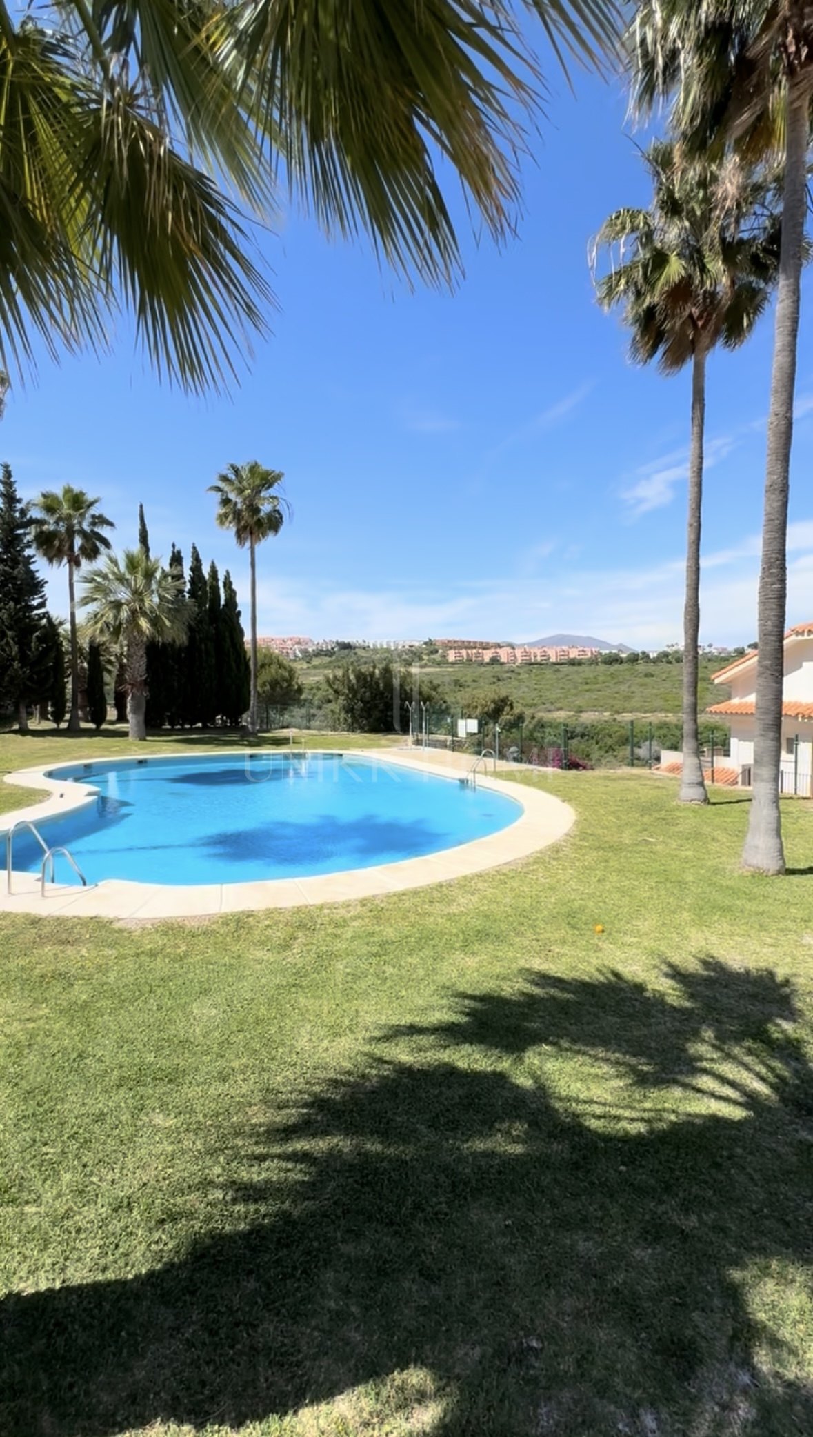 Apartamento en venta en La Duquesa, Manilva