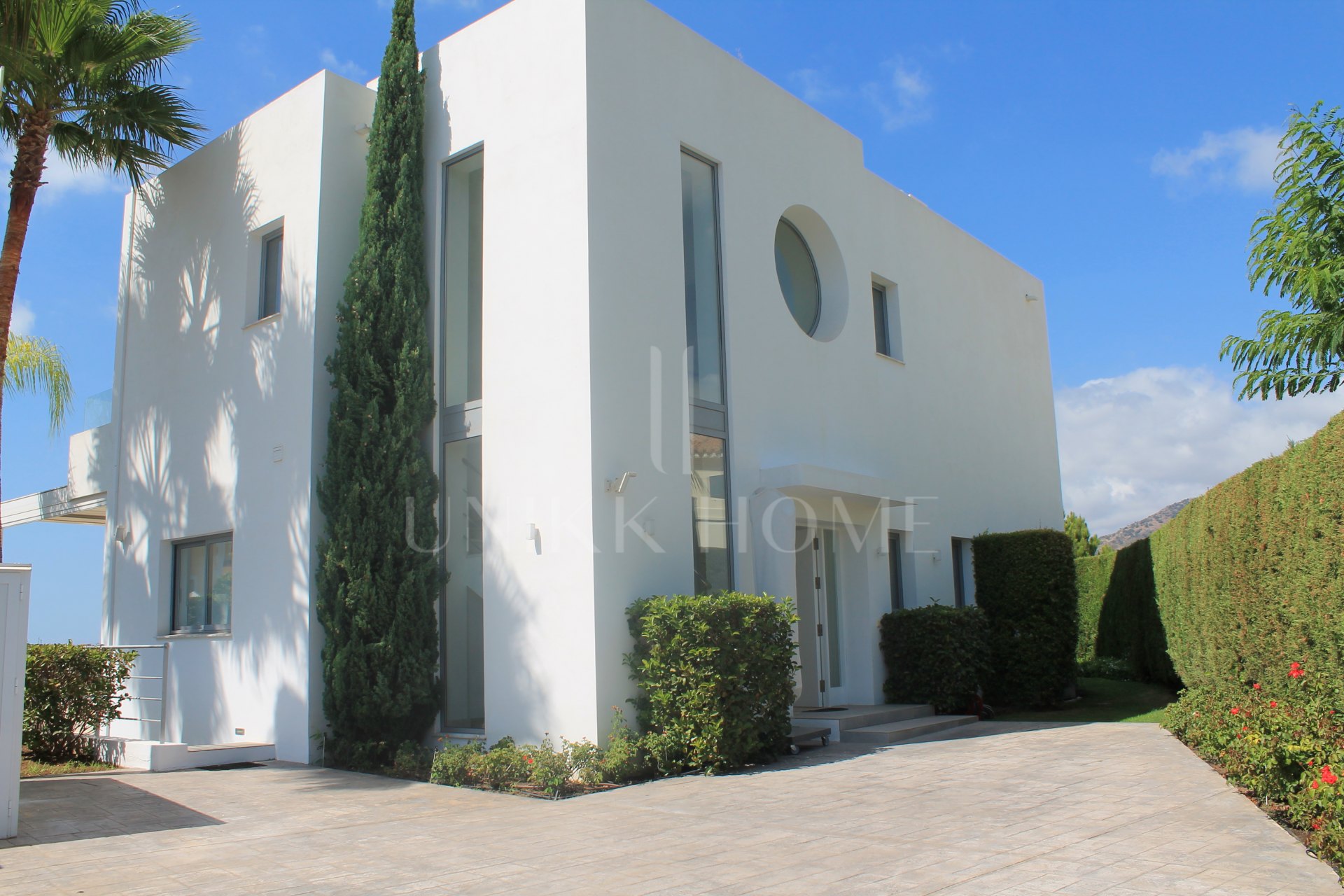 Villa contemporánea en Puerto De Capitan, Benahavis