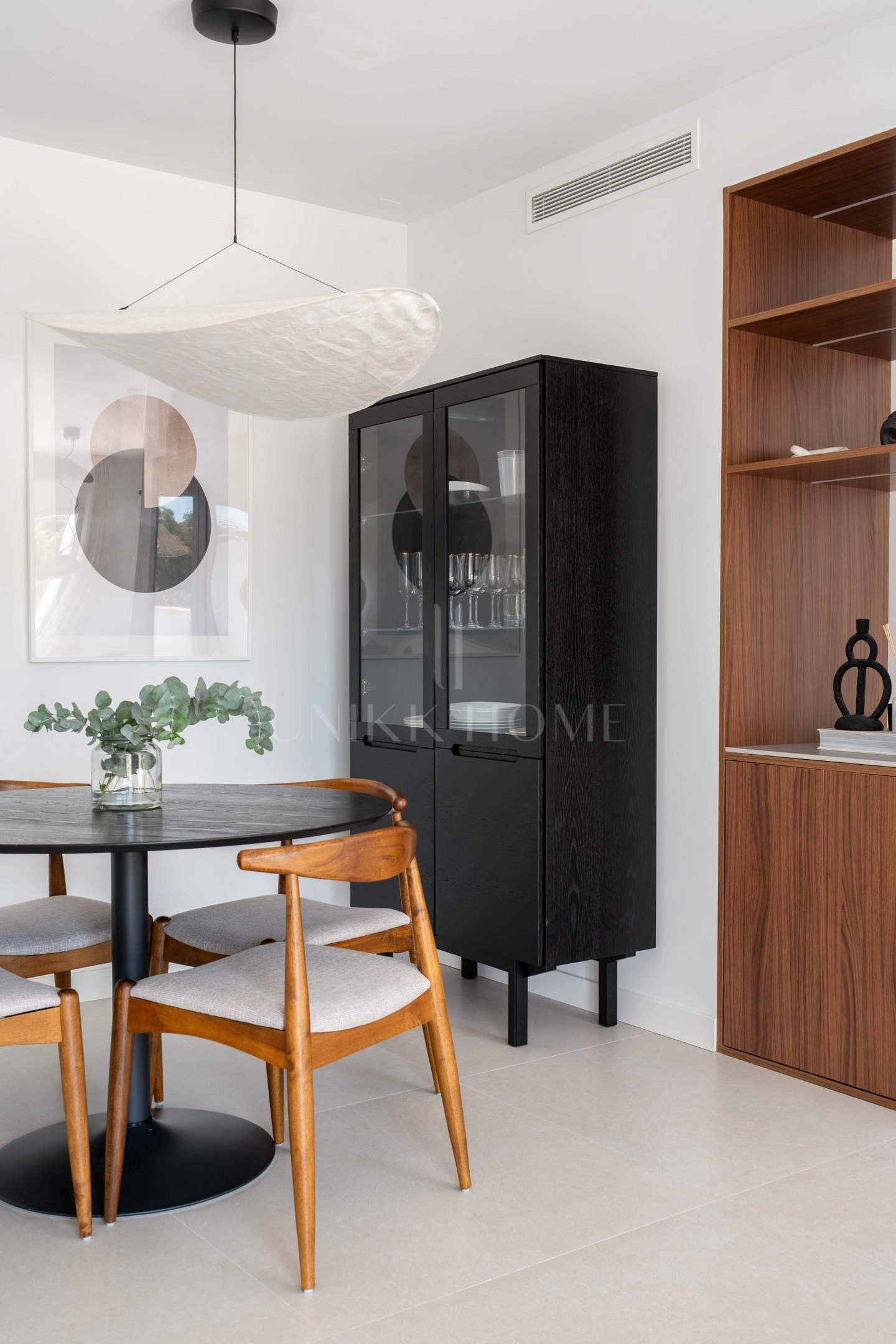 Exclusivo apartamento de 2 dormitorios con vistas panorámicas en Los Arcos (La Quinta), Benahavís
