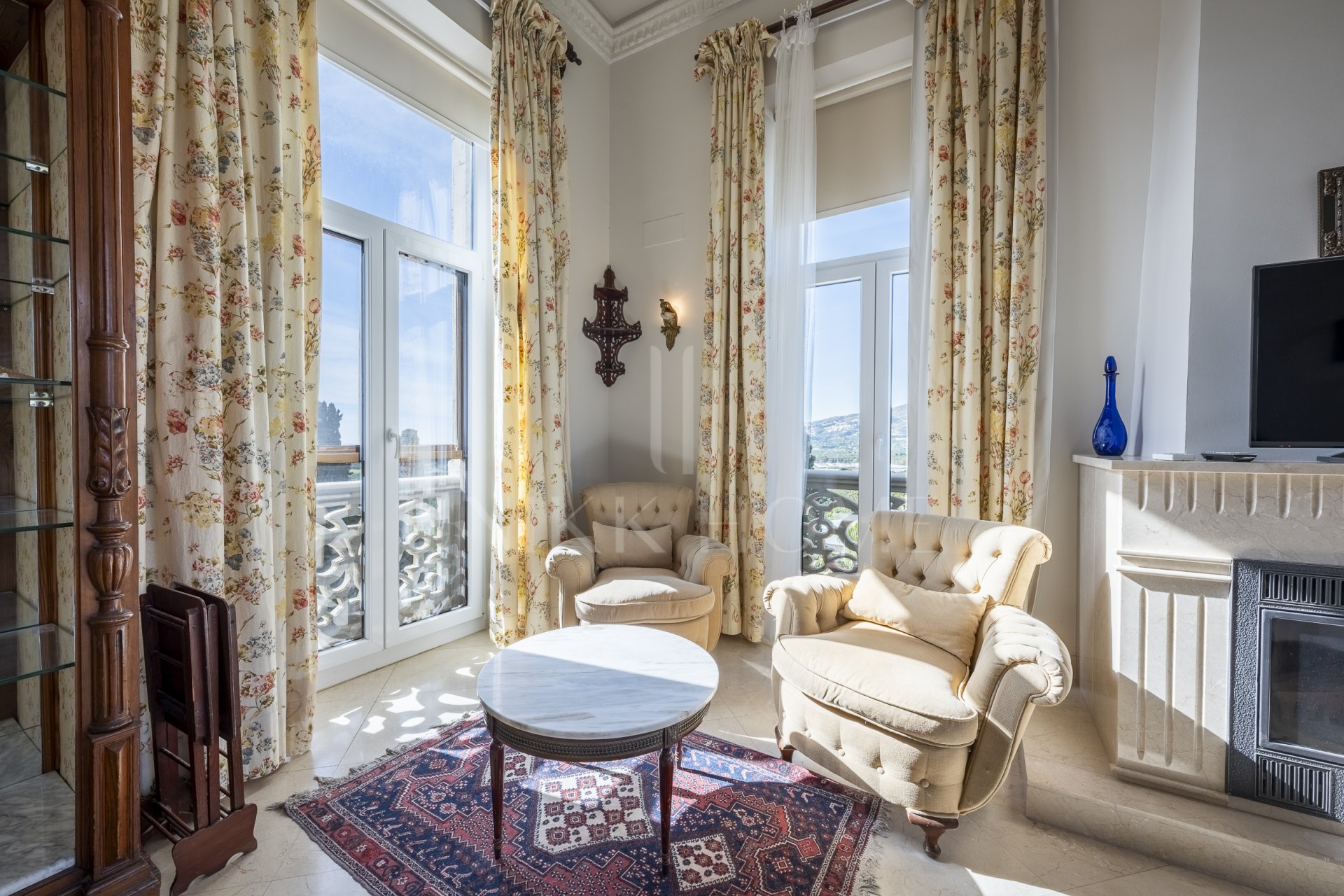 19th-Century Manor House with Approved Hotel Project on Granada's Costa Tropical