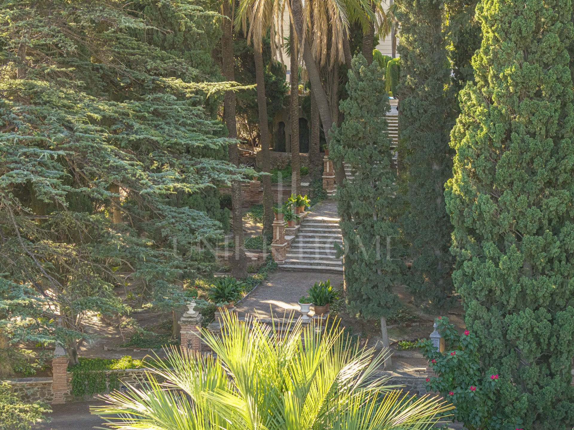 19th-Century Manor House with Approved Hotel Project on Granada's Costa Tropical