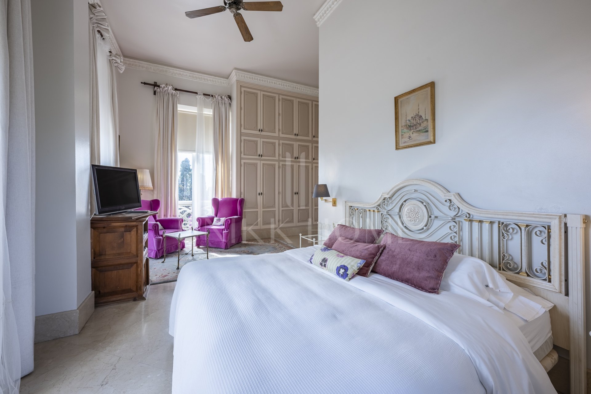 19th-Century Manor House with Approved Hotel Project on Granada's Costa Tropical