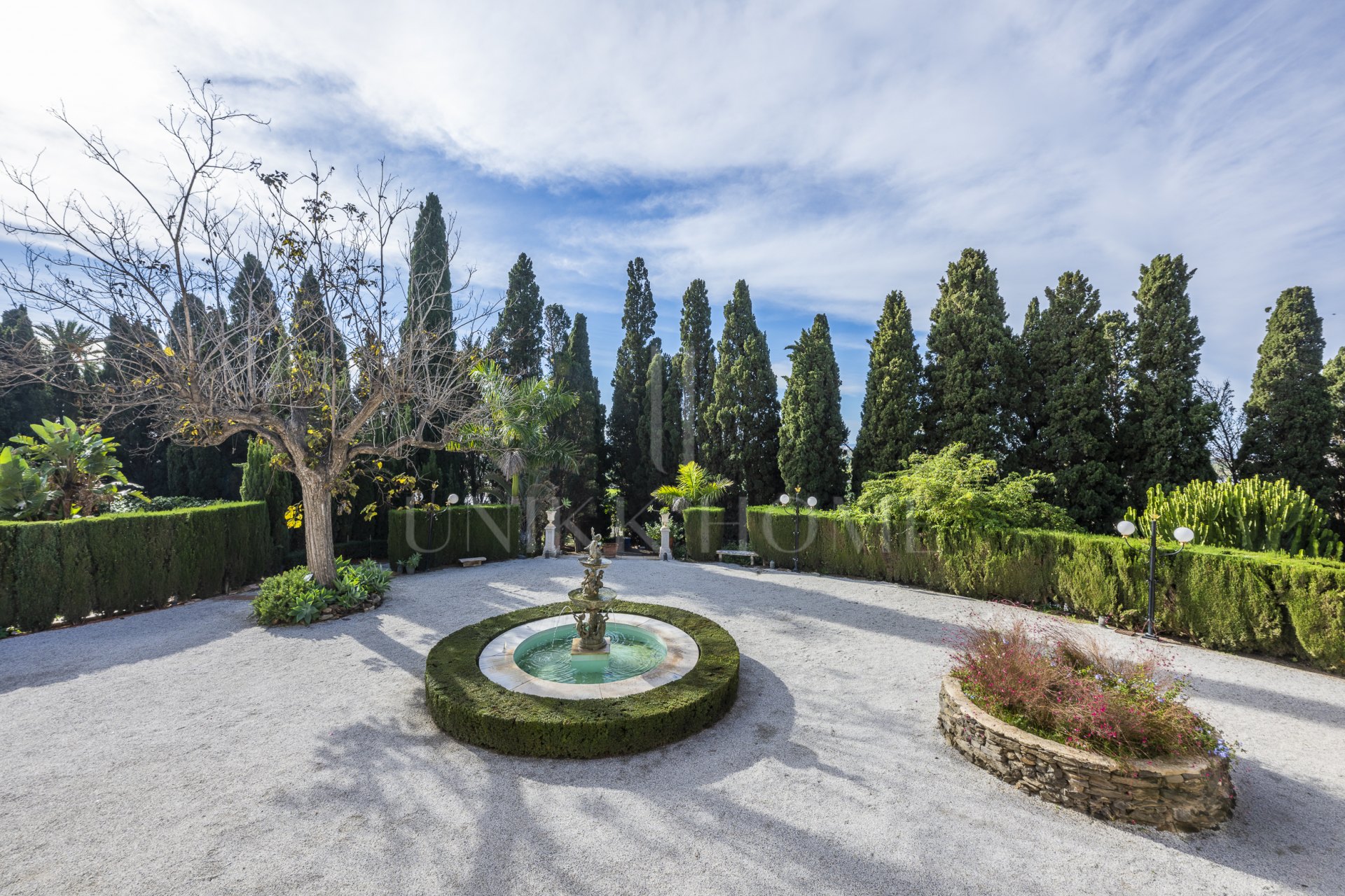 19th-Century Manor House with Approved Hotel Project on Granada's Costa Tropical