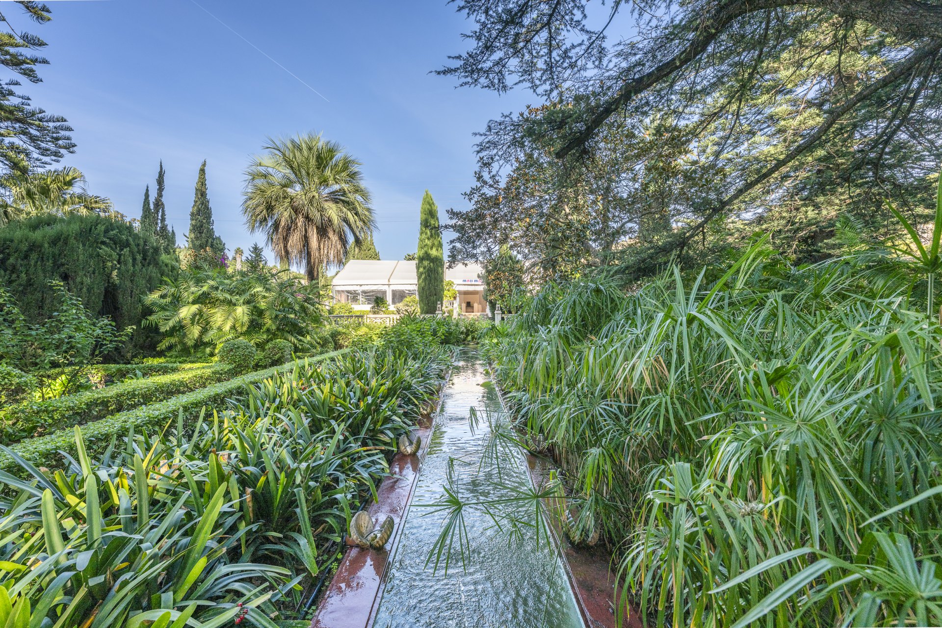 19th-Century Manor House with Approved Hotel Project on Granada's Costa Tropical