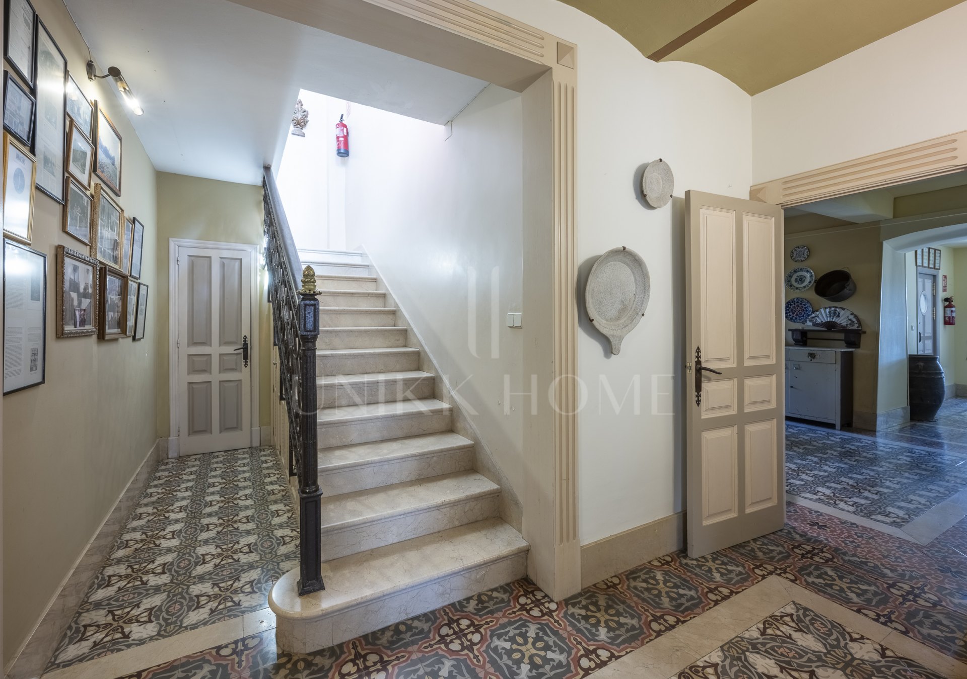 19th-Century Manor House with Approved Hotel Project on Granada's Costa Tropical