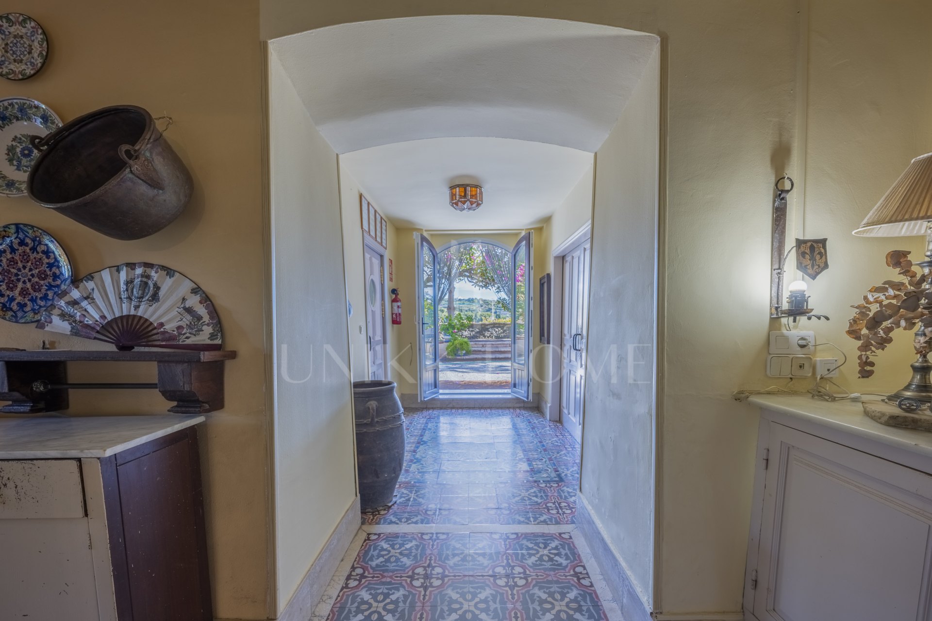 19th-Century Manor House with Approved Hotel Project on Granada's Costa Tropical