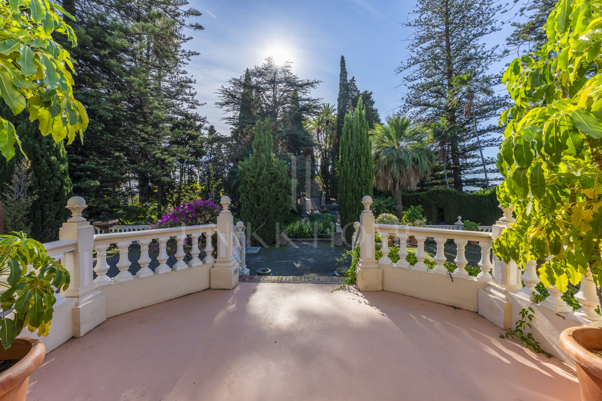 19th-Century Manor House with Approved Hotel Project on Granada's Costa Tropical