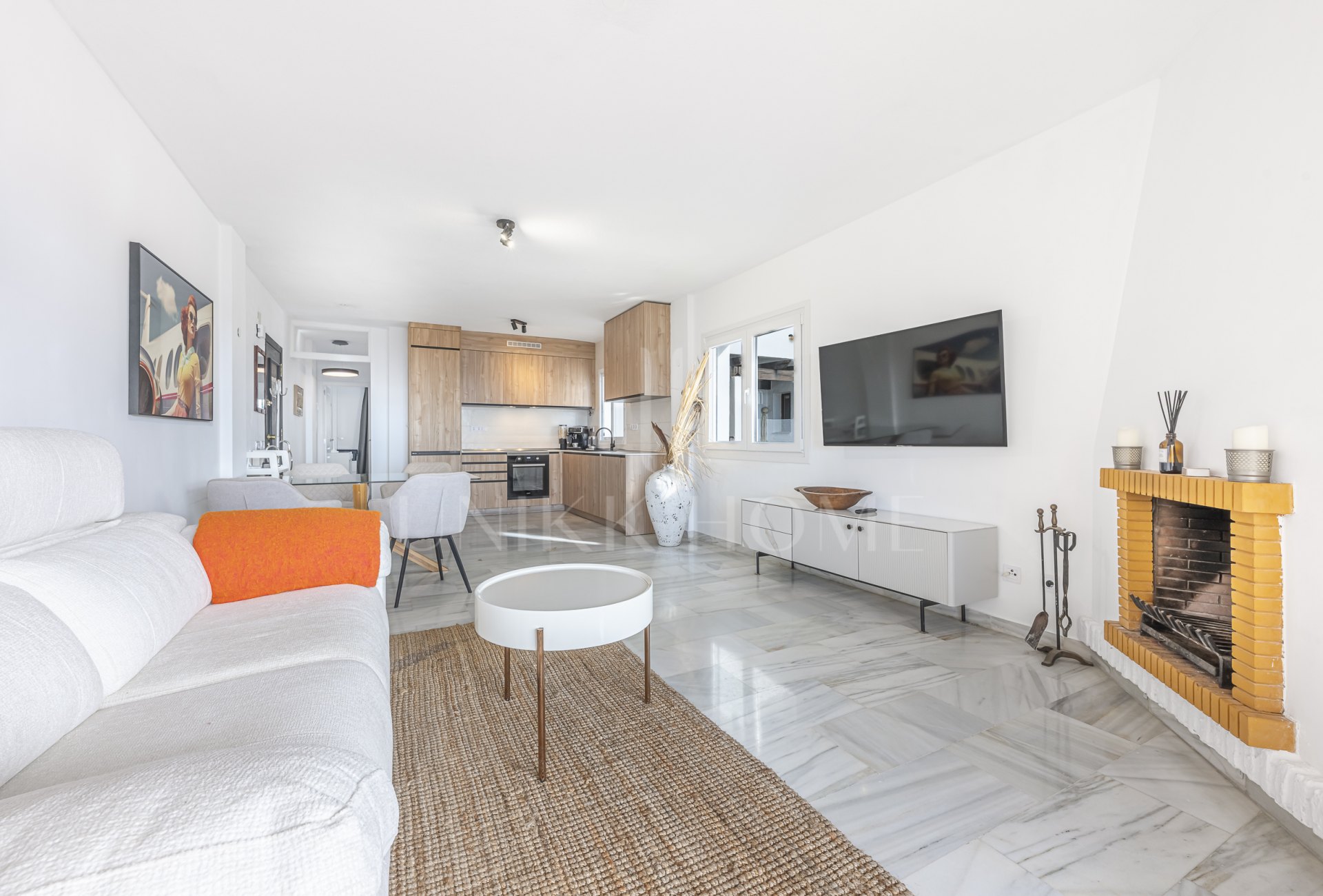 Apartamento moderno con espectaculares vistas al mar en Sitio de Calahonda, Mijas