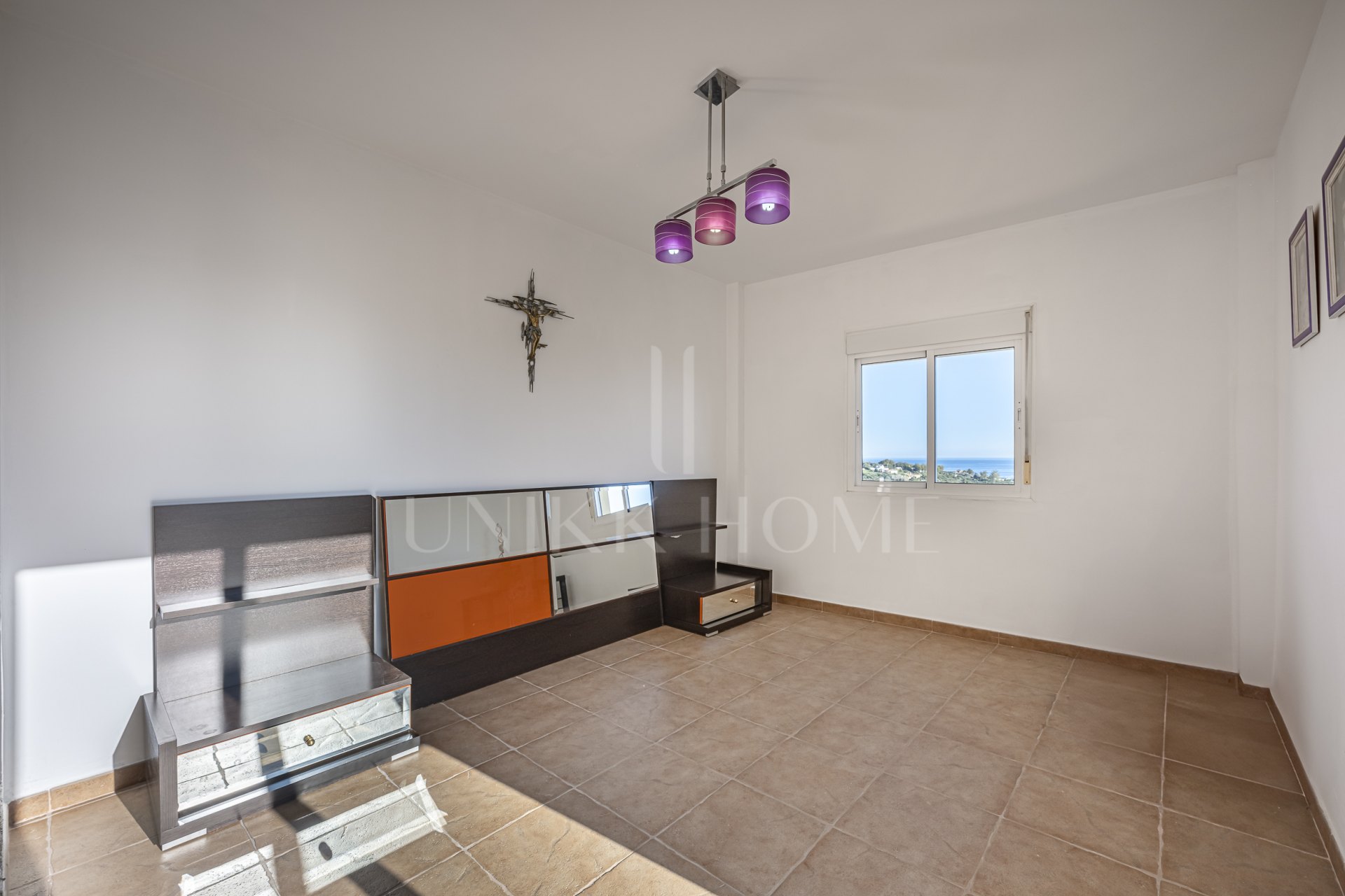 Detached Villa with Panoramic Views and Enormous Potential