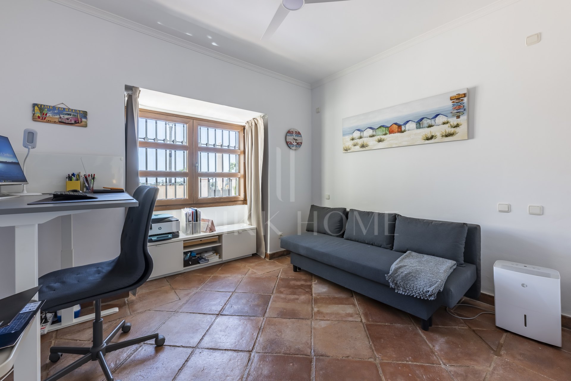 Luminoso y elegante adosado familiar con vistas al mar en venta en Monte Mayor, Benahavís