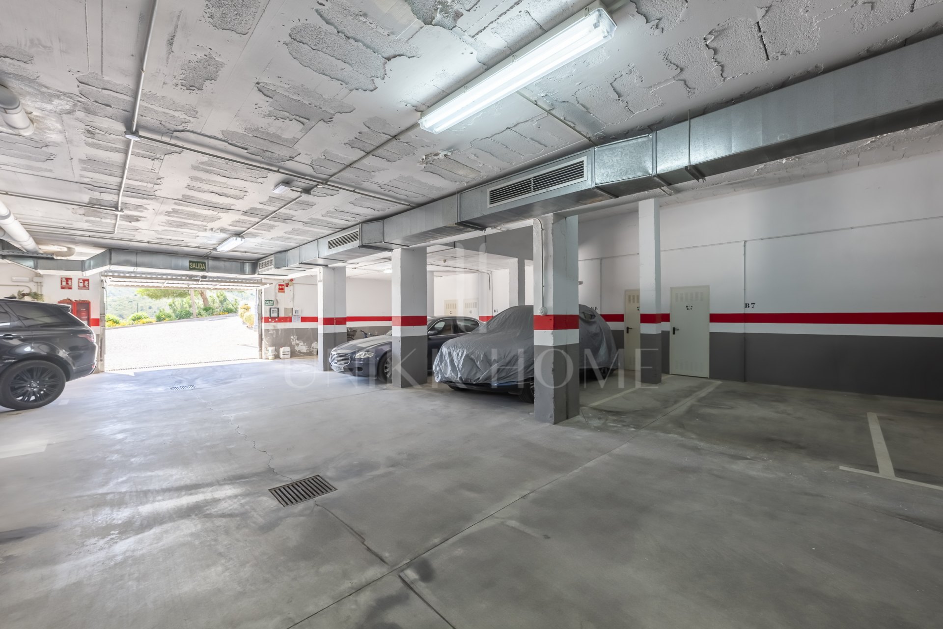 Luminoso y elegante adosado familiar con vistas al mar en venta en Monte Mayor, Benahavís