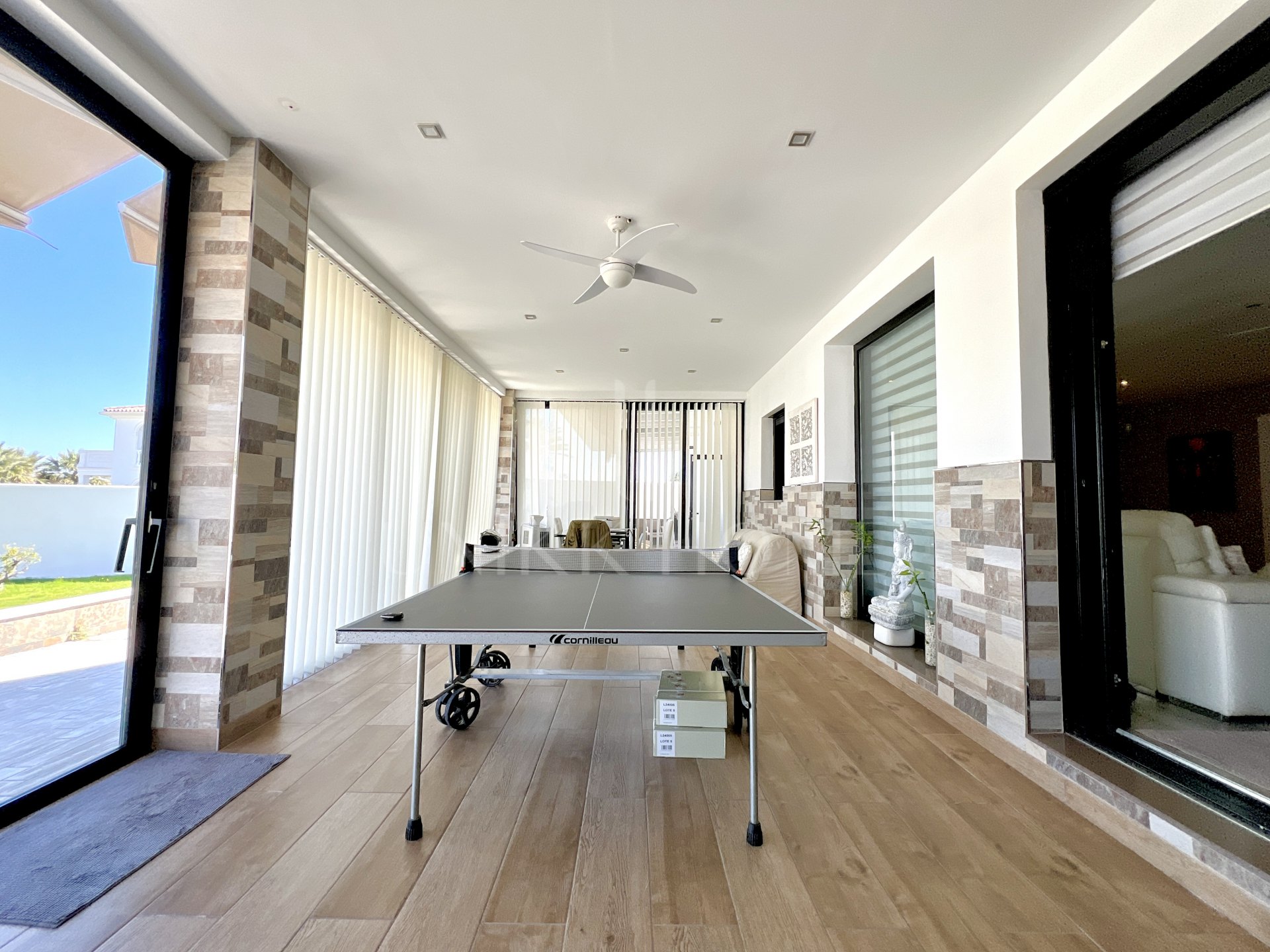 Impresionante finca de 3 dormitorios con cuadras para caballos en venta en Estepona