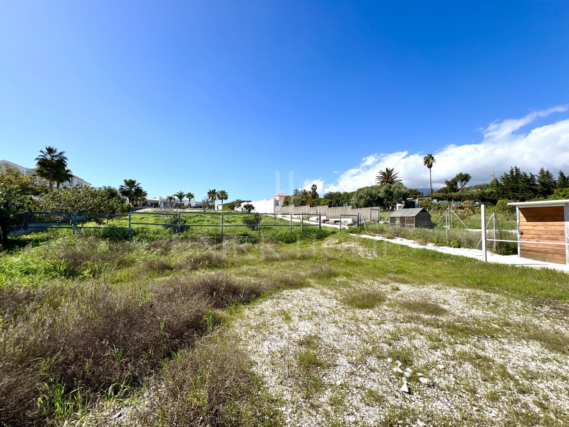 Impresionante finca de 3 dormitorios con cuadras para caballos en venta en Estepona