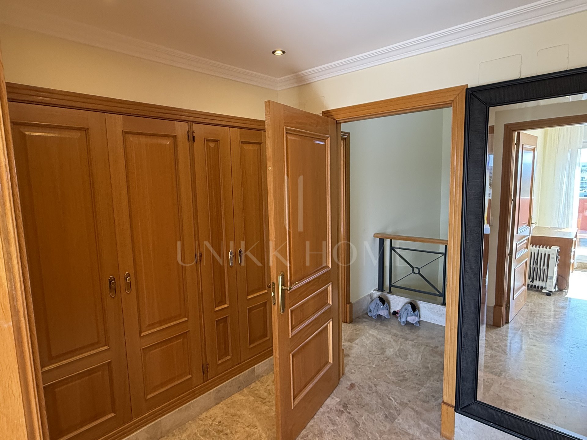 Townhouse with private garden in Santa Clara Golf