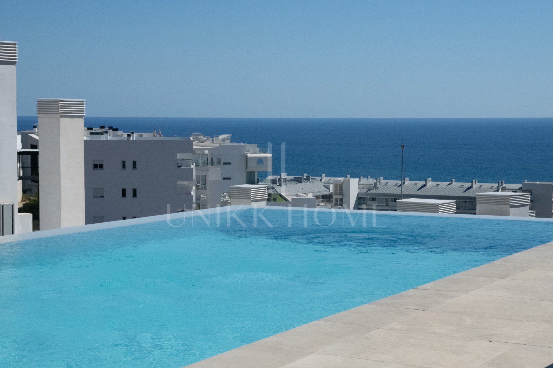 Modern two-bedroom apartment in Carvajal!