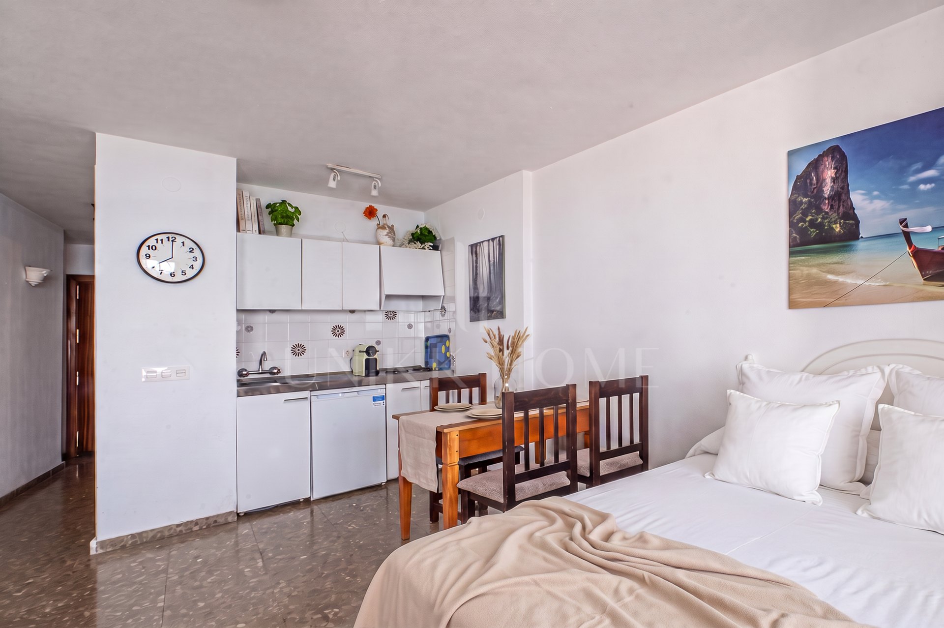 Apartamento estudio en primera línea de playa en Sitio de Calahonda