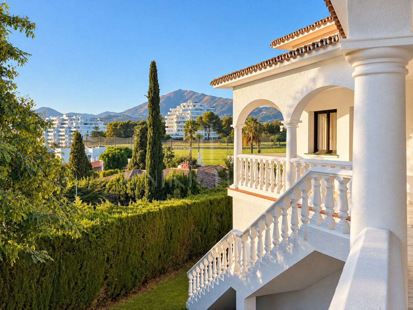 Encantadora villa andaluza en el corazón de Guadalmina