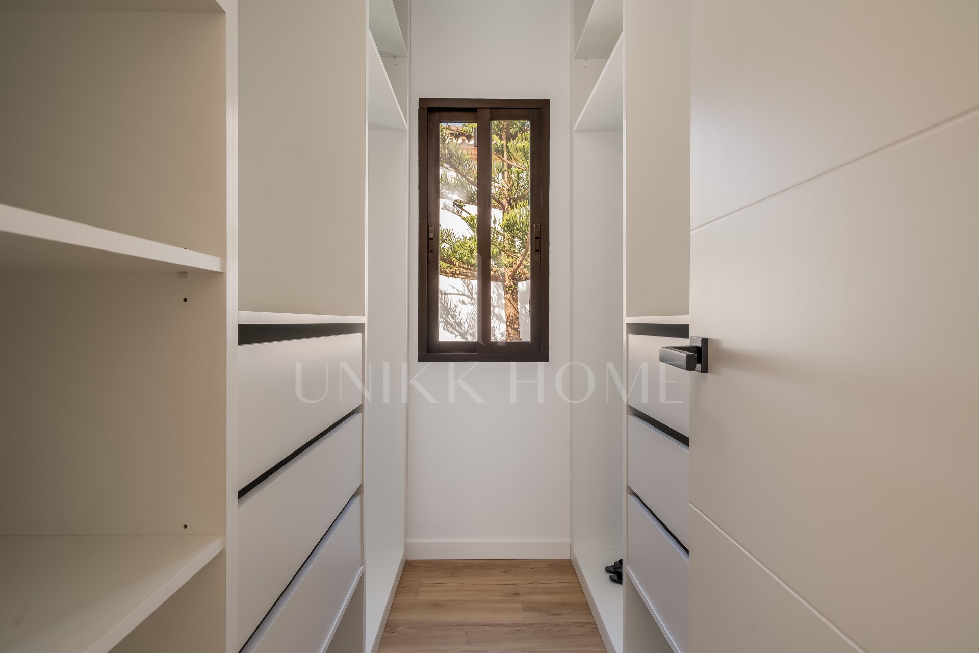 Villa en venta en Guadalmina Alta, San Pedro de Alcantara