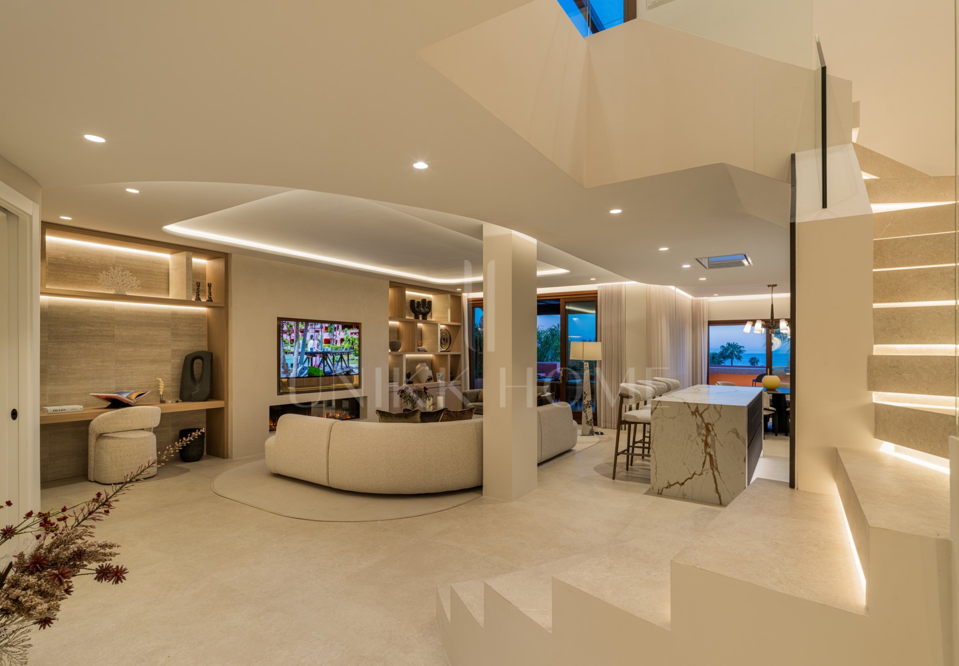 Exclusivo ático dúplex en primera línea de la Nueva Milla de Oro