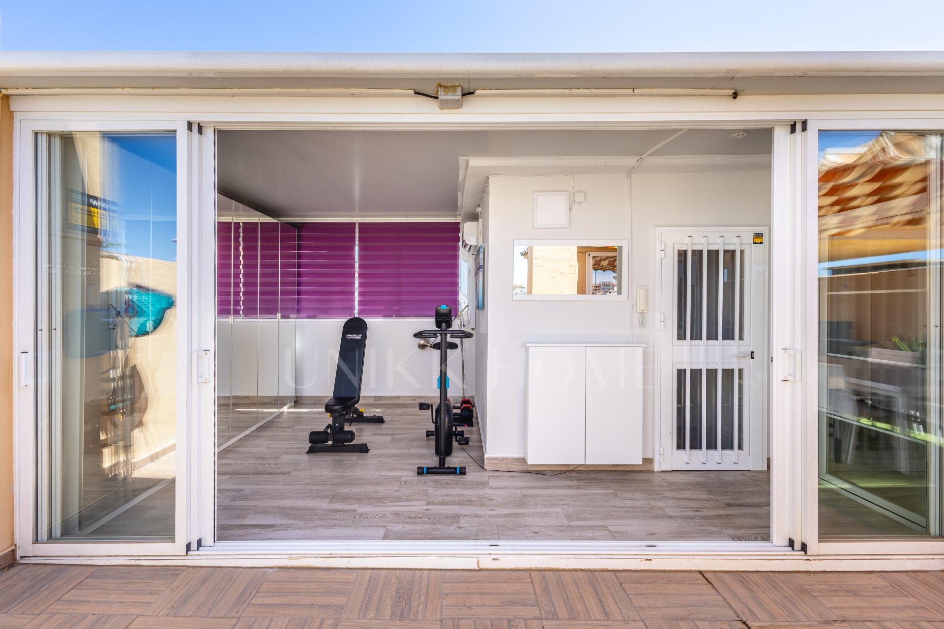 ÁTICO DÚPLEX REFORMADO CON GRAN TERRAZA