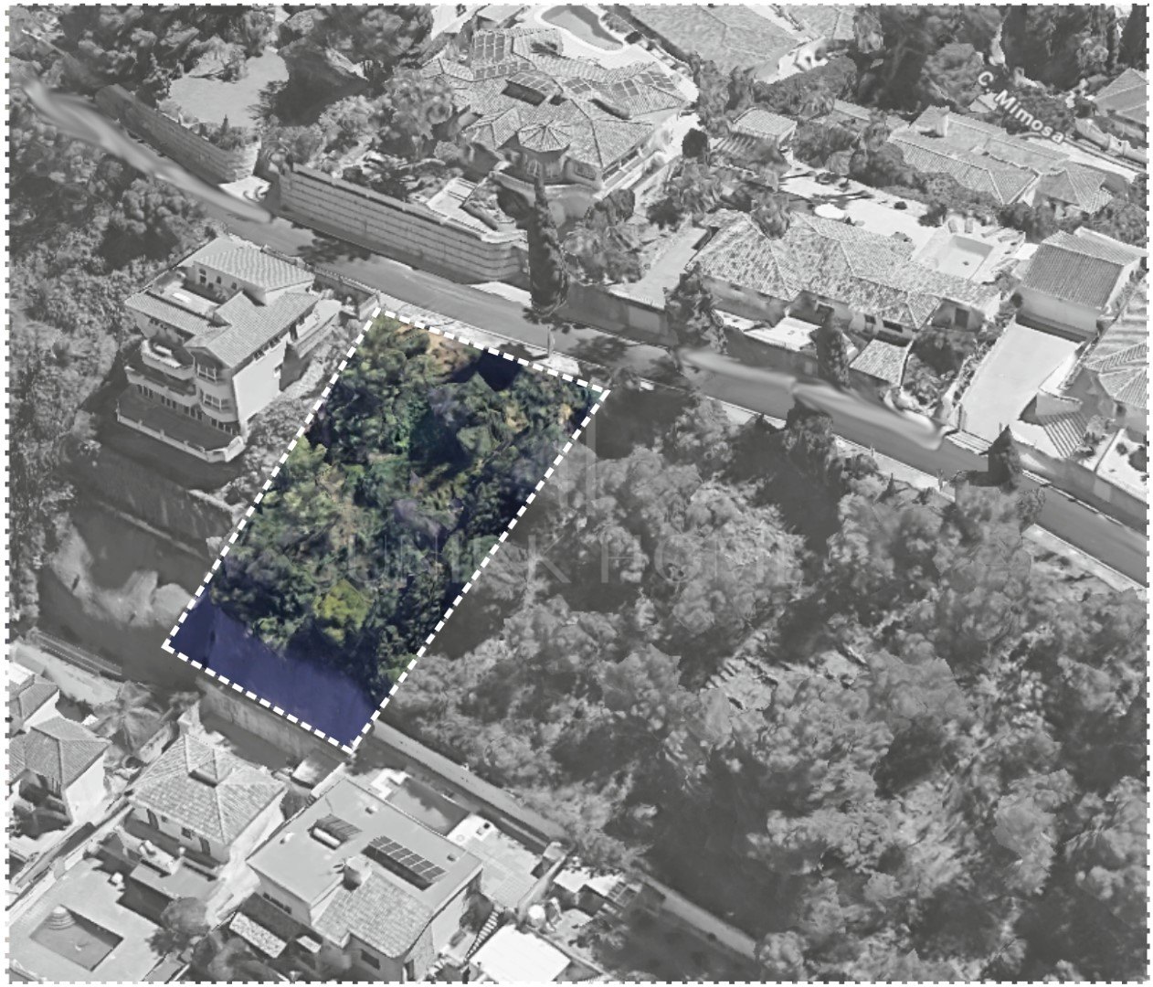 580 m² plot in a residential area