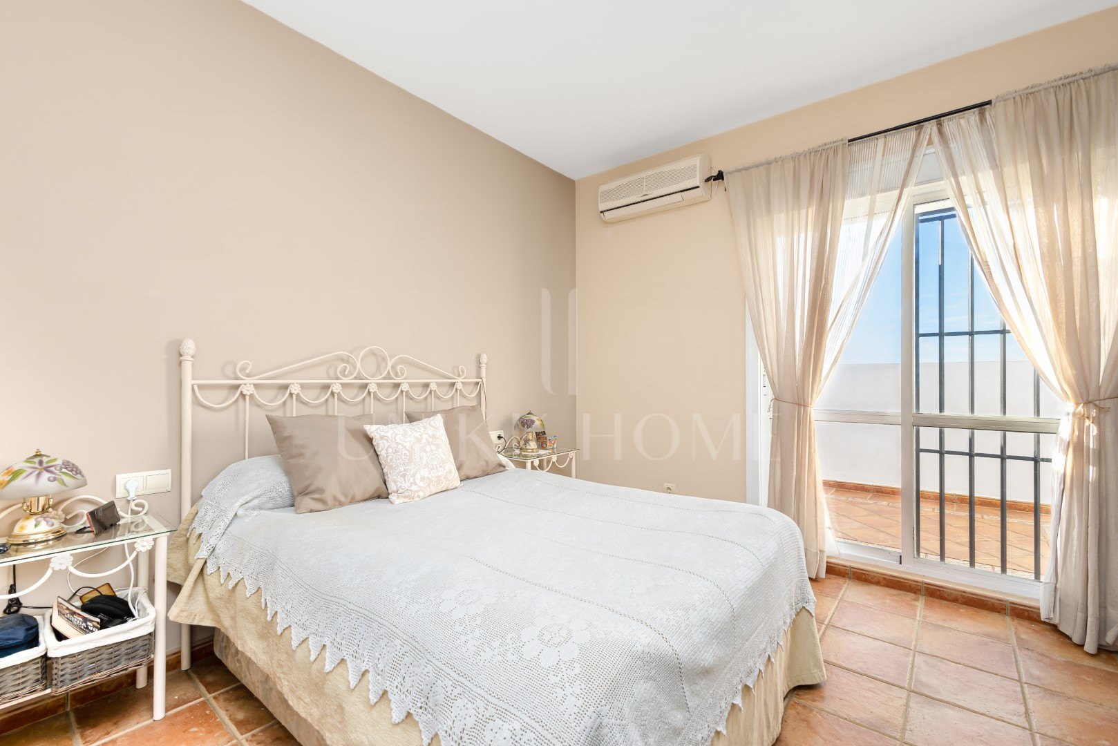 Chalet Independiente con Piscina
