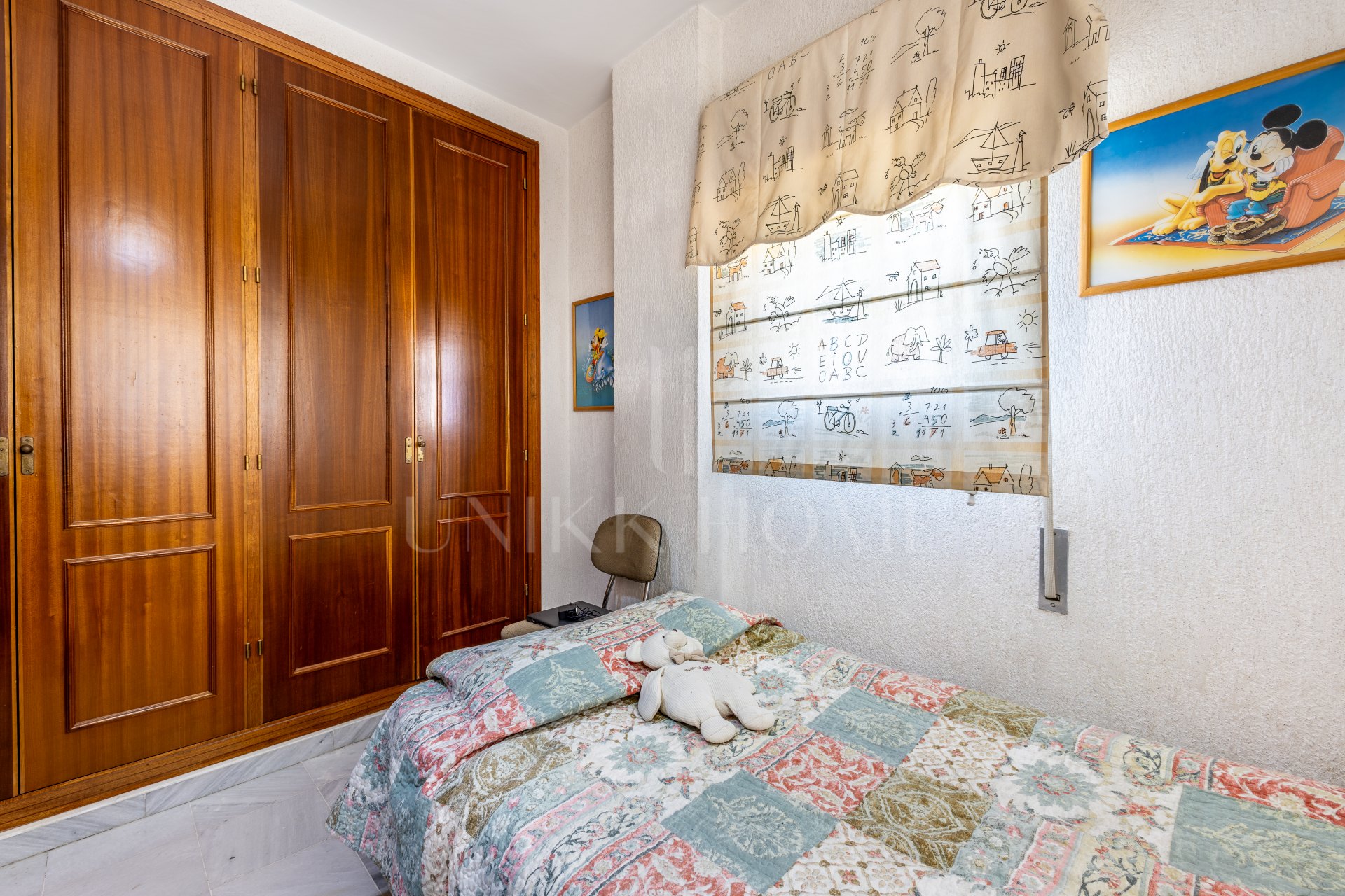 Amplia vivienda unifamiliar de 5 dormitorios