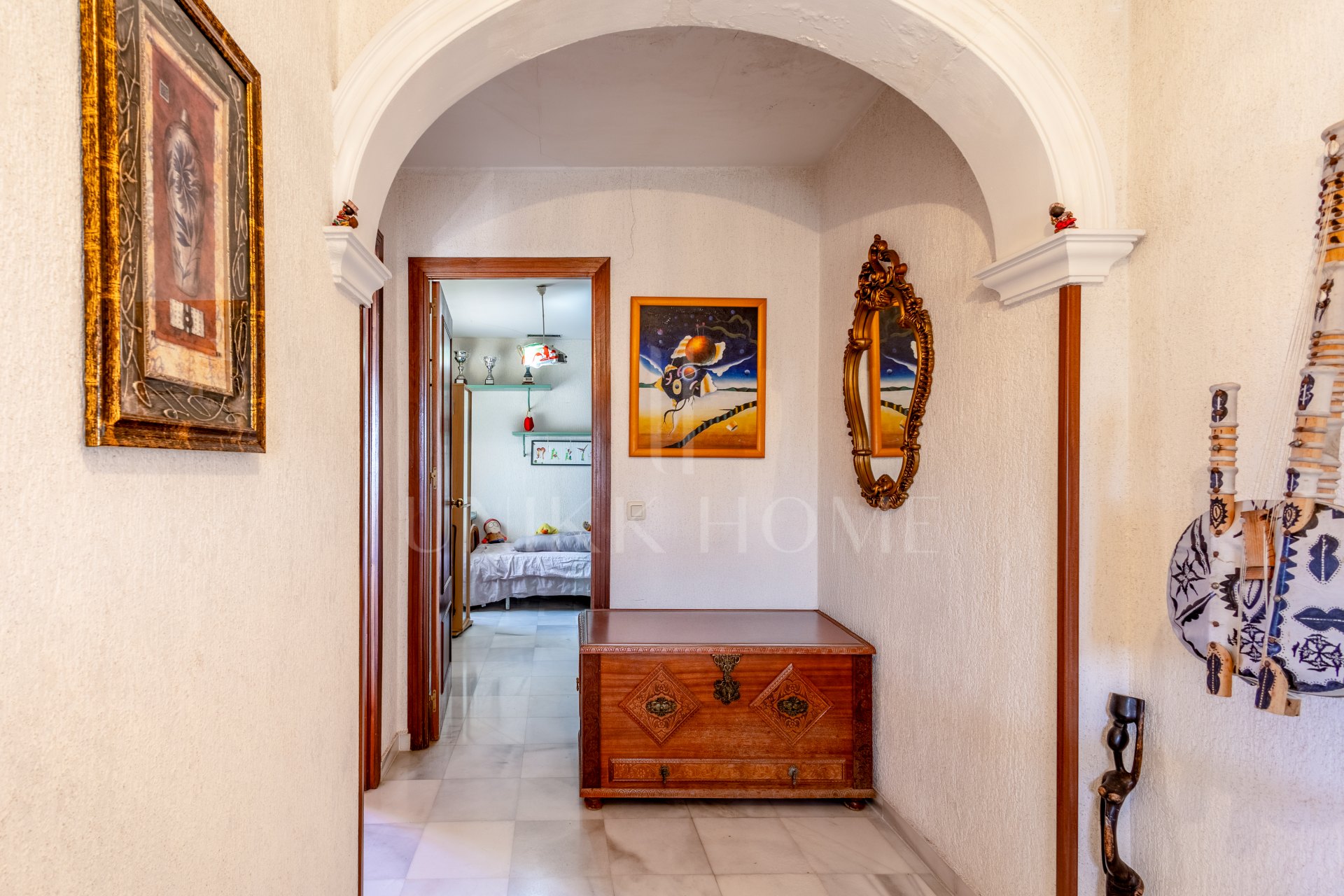 Amplia vivienda unifamiliar de 5 dormitorios