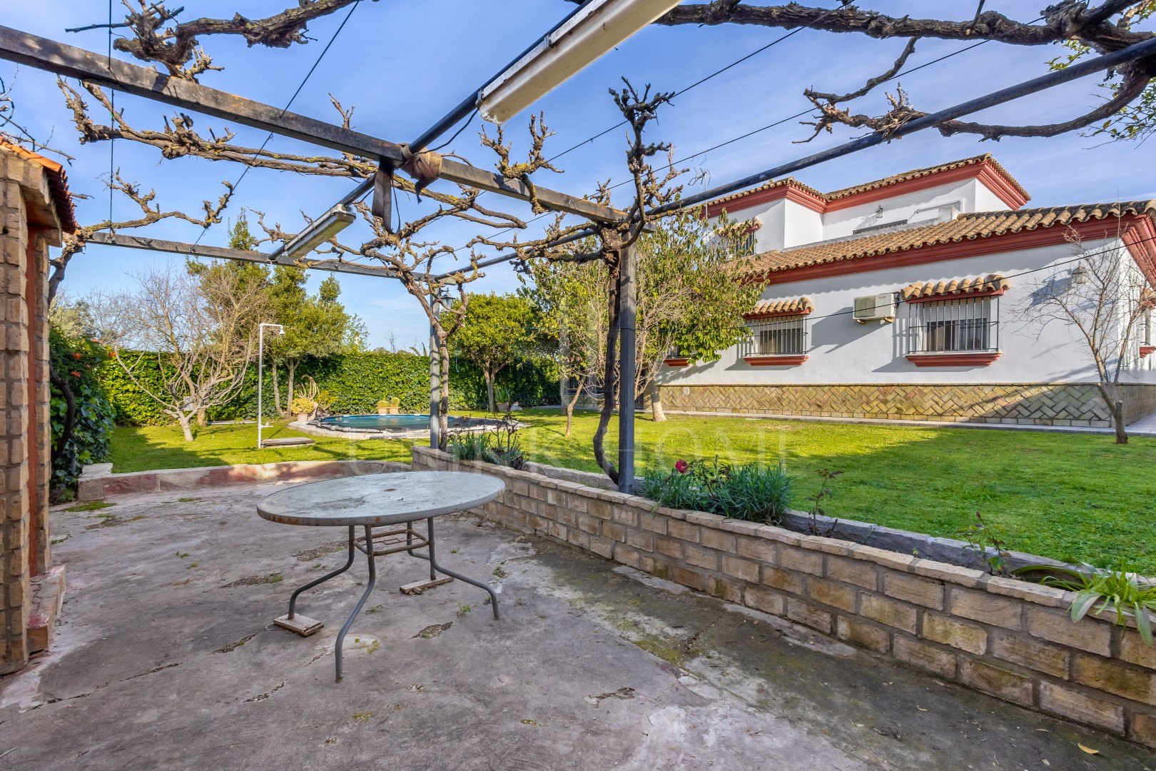 Chalet Independiente con Piscina