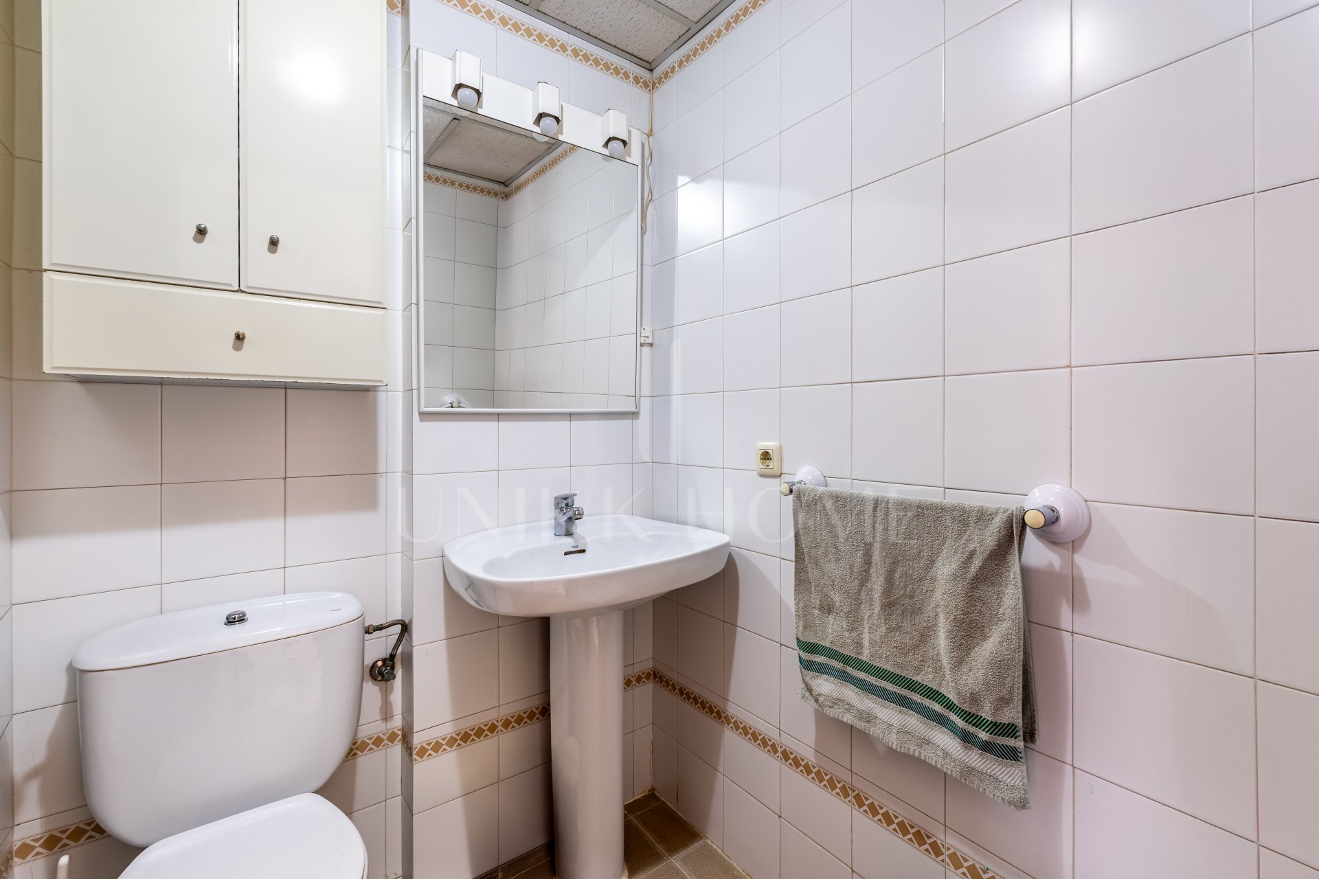 Spacious triplex with 5 bedrooms