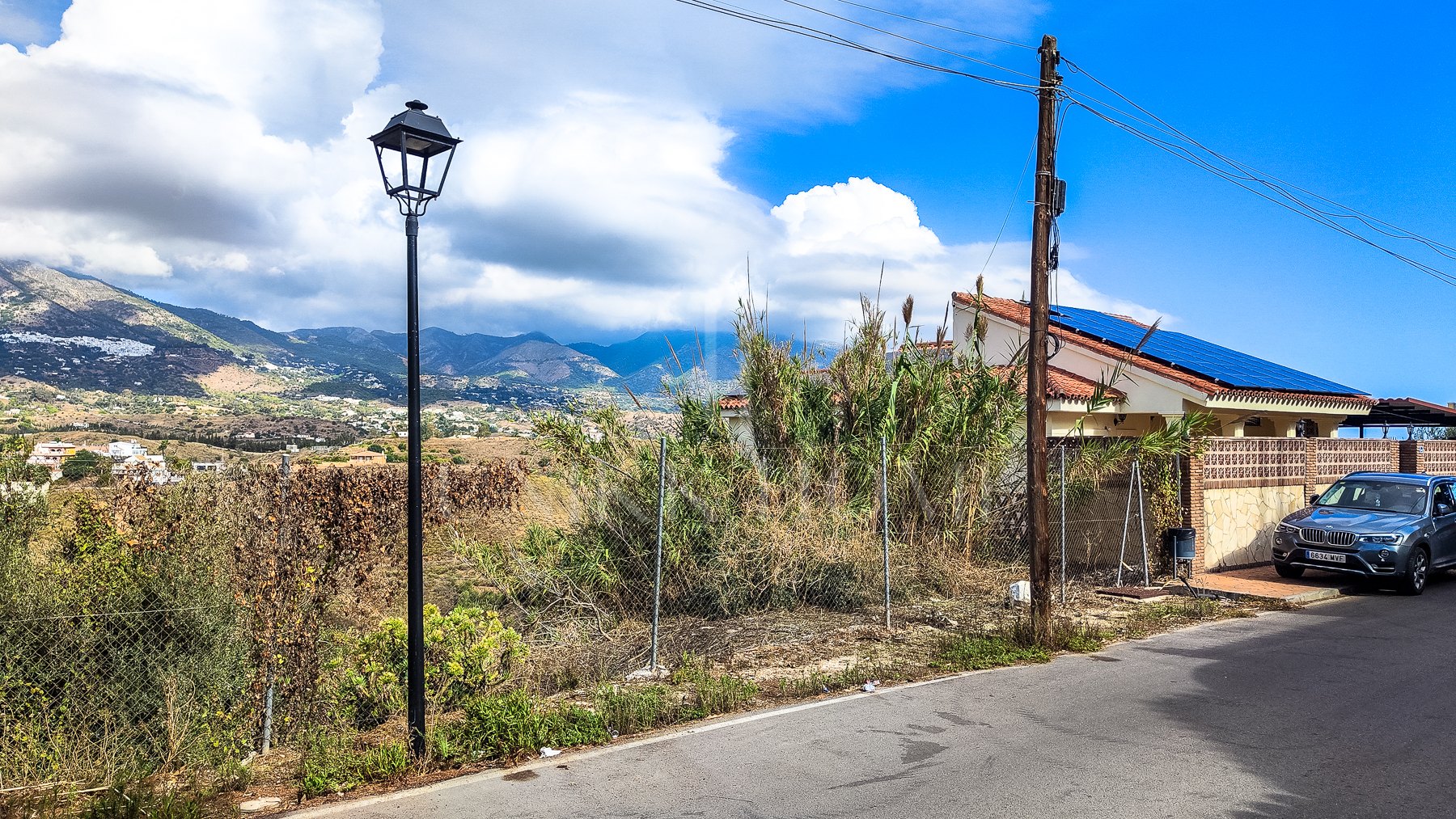 Parcela de 580 m² en zona residencial