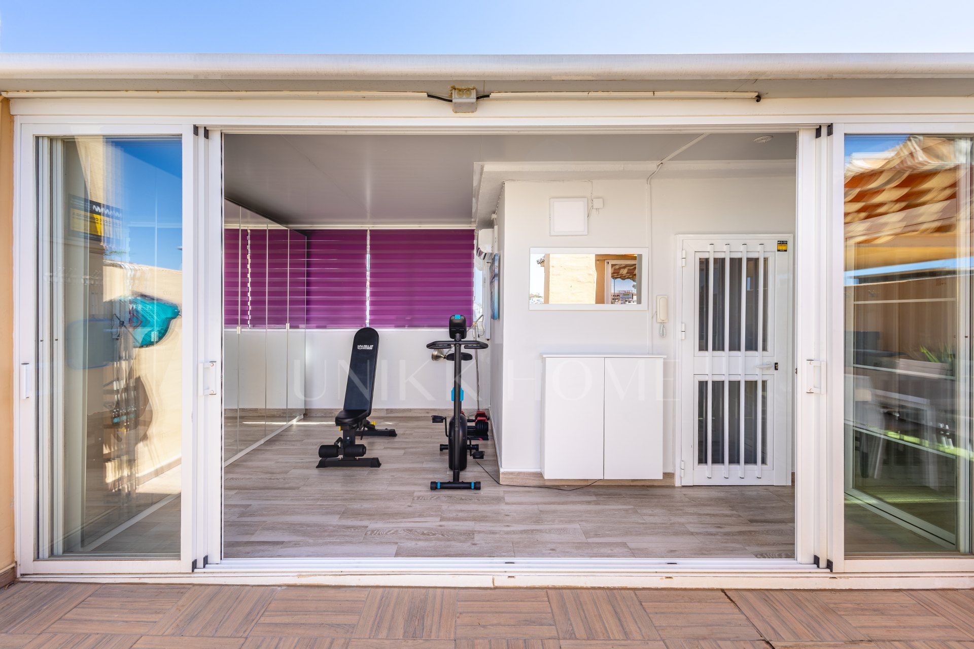 ÁTICO DÚPLEX REFORMADO CON GRAN TERRAZA