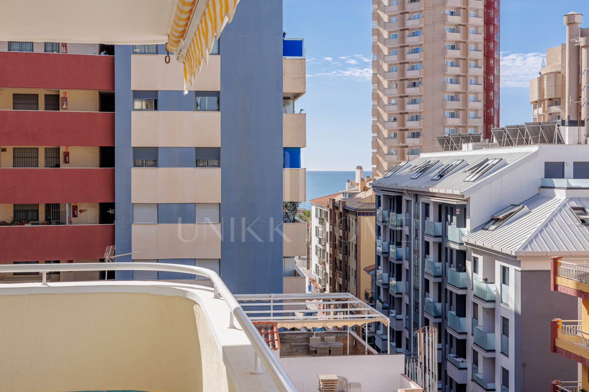 CÉNTRICO PISO CON TERRAZAS - CORAZÓN DE FUENGIROLA