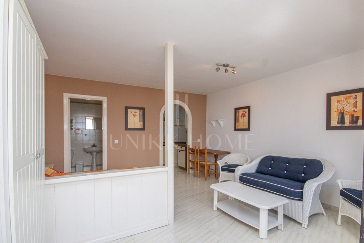 Villa en venta en Buenas Noches, Estepona Oeste