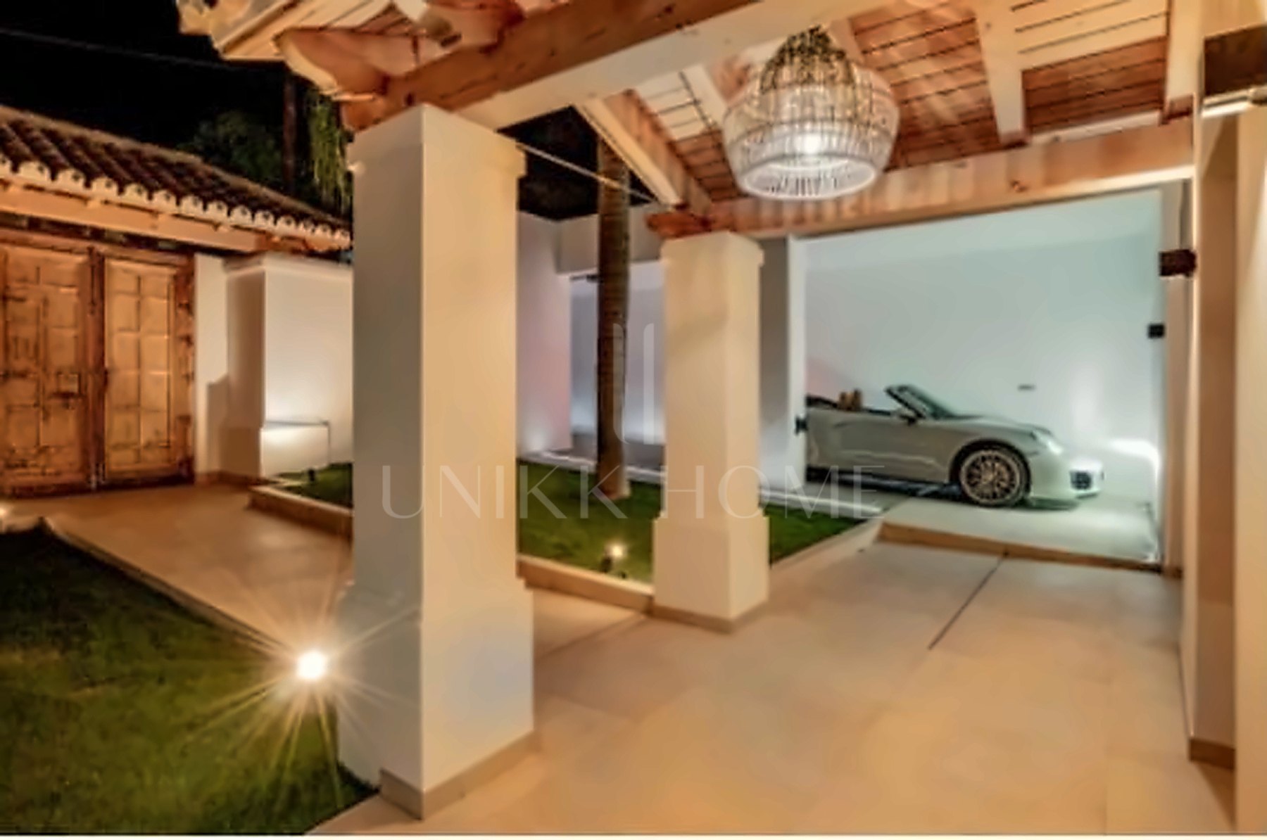 Villa de lujo de 6 dormitorios con vistas al mar y a la montaña en Nagüeles, Marbella