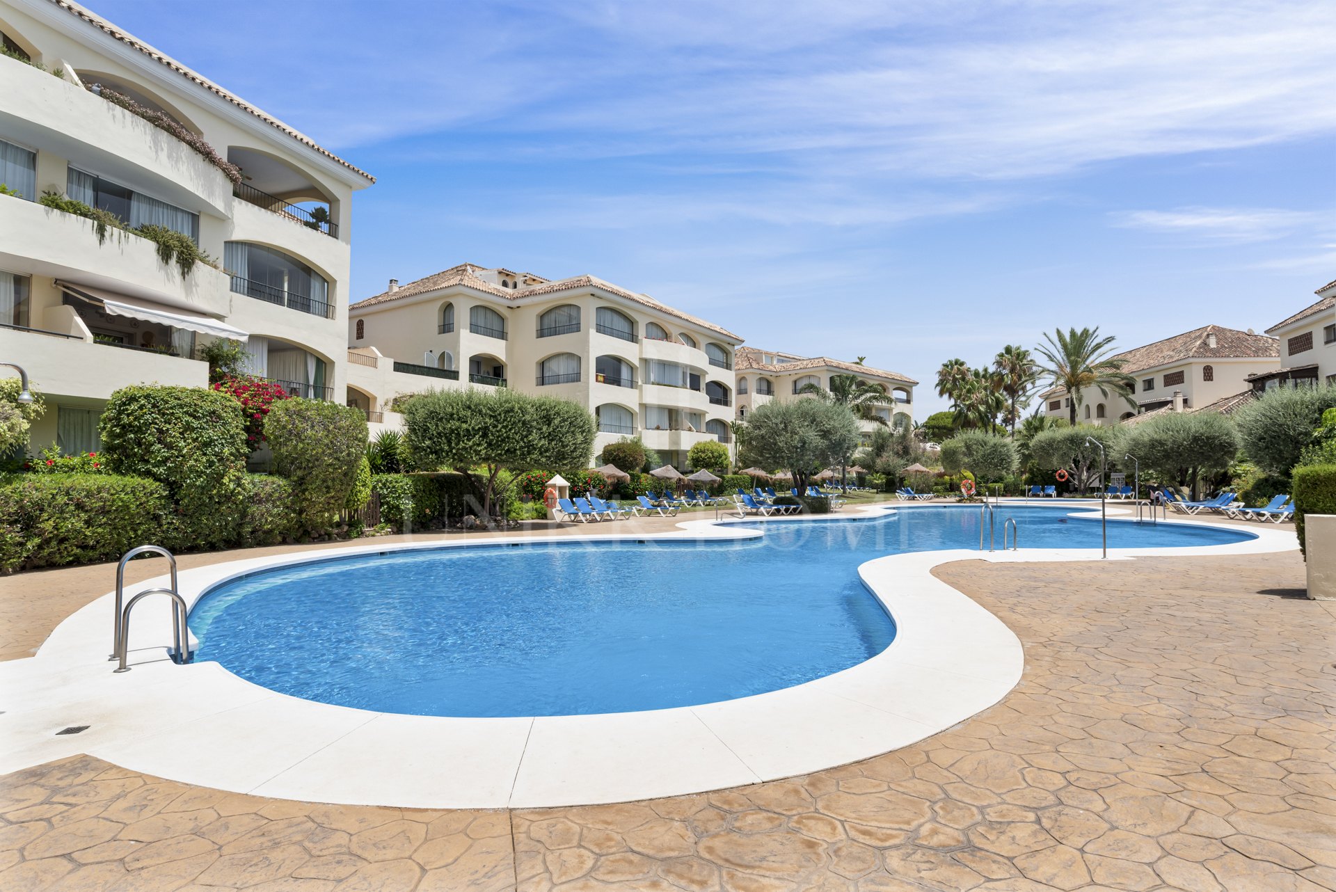 Ground Floor Apartment with Private Garden Just Moments from the Beach
