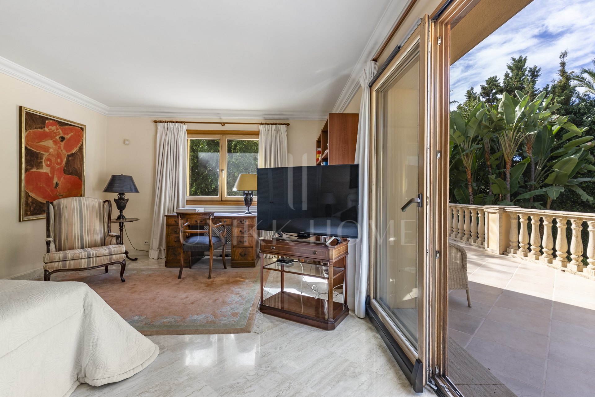 Elegante villa mediterránea con piscina privada en Nueva Andalucía, Marbella