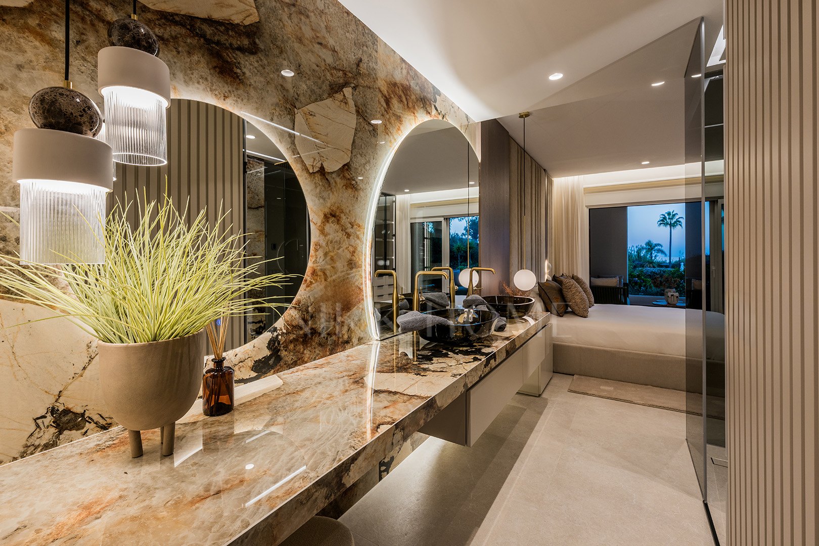 Elegant 3-Bedroom Beachside Apartment on the New Golden Mile