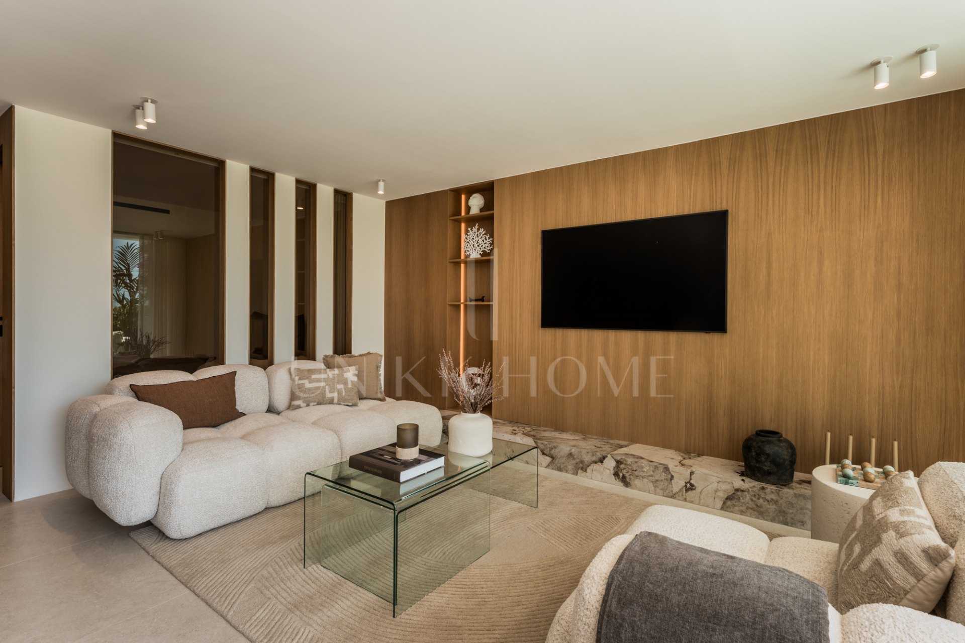 Elegant Apartment in Aloha, Nueva Andalucía