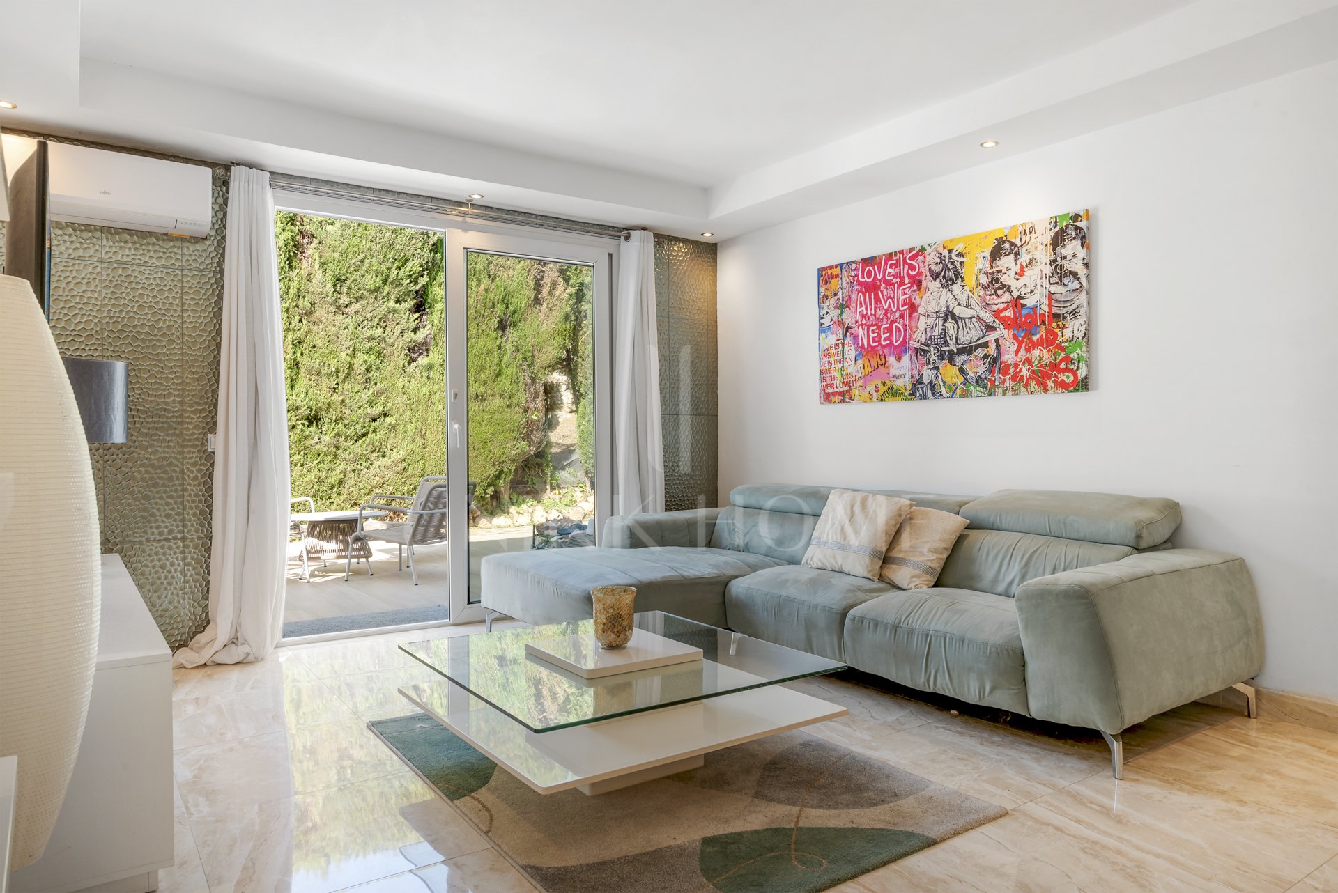 Detached house Elivira