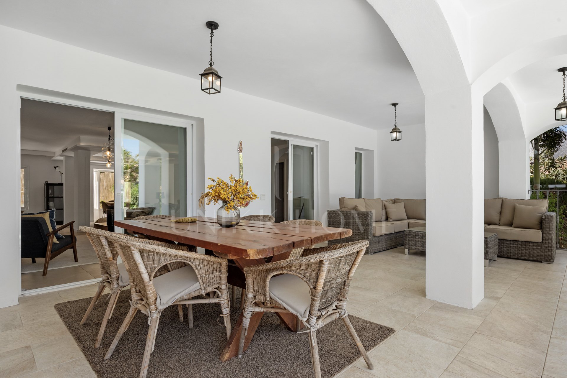 Modern Nueva Andalucía Villa