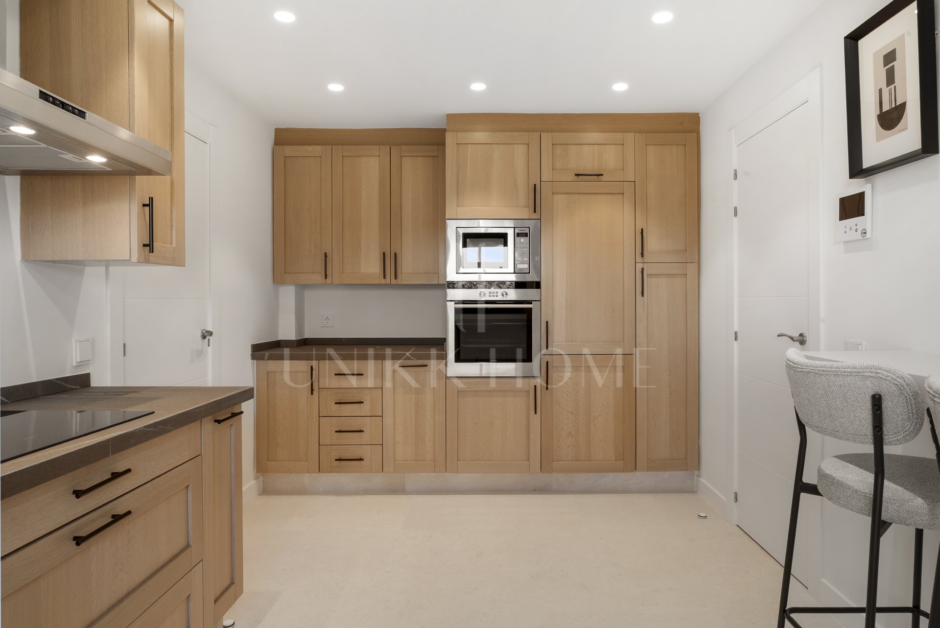 Luxury Frontline Golf Townhouse in Los Olivos, Nueva Andalucía