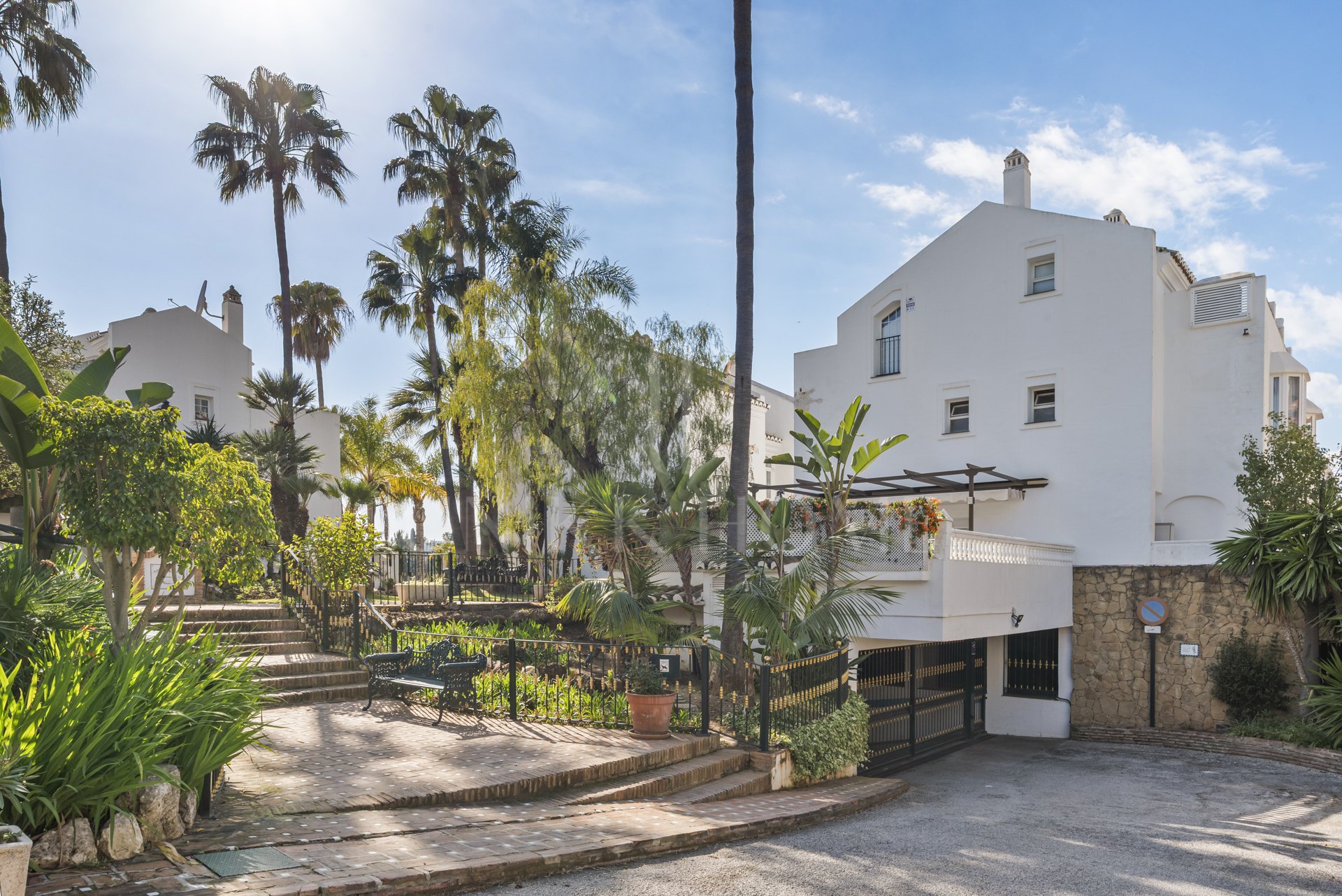 Luxury Townhouse on Marbella’s Golden Mile