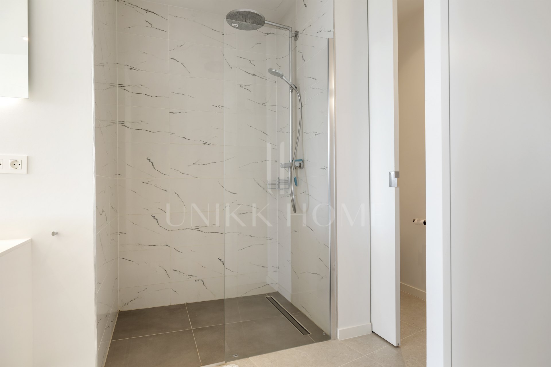 Panoramic Golf & Sea View Villa in Benahavís